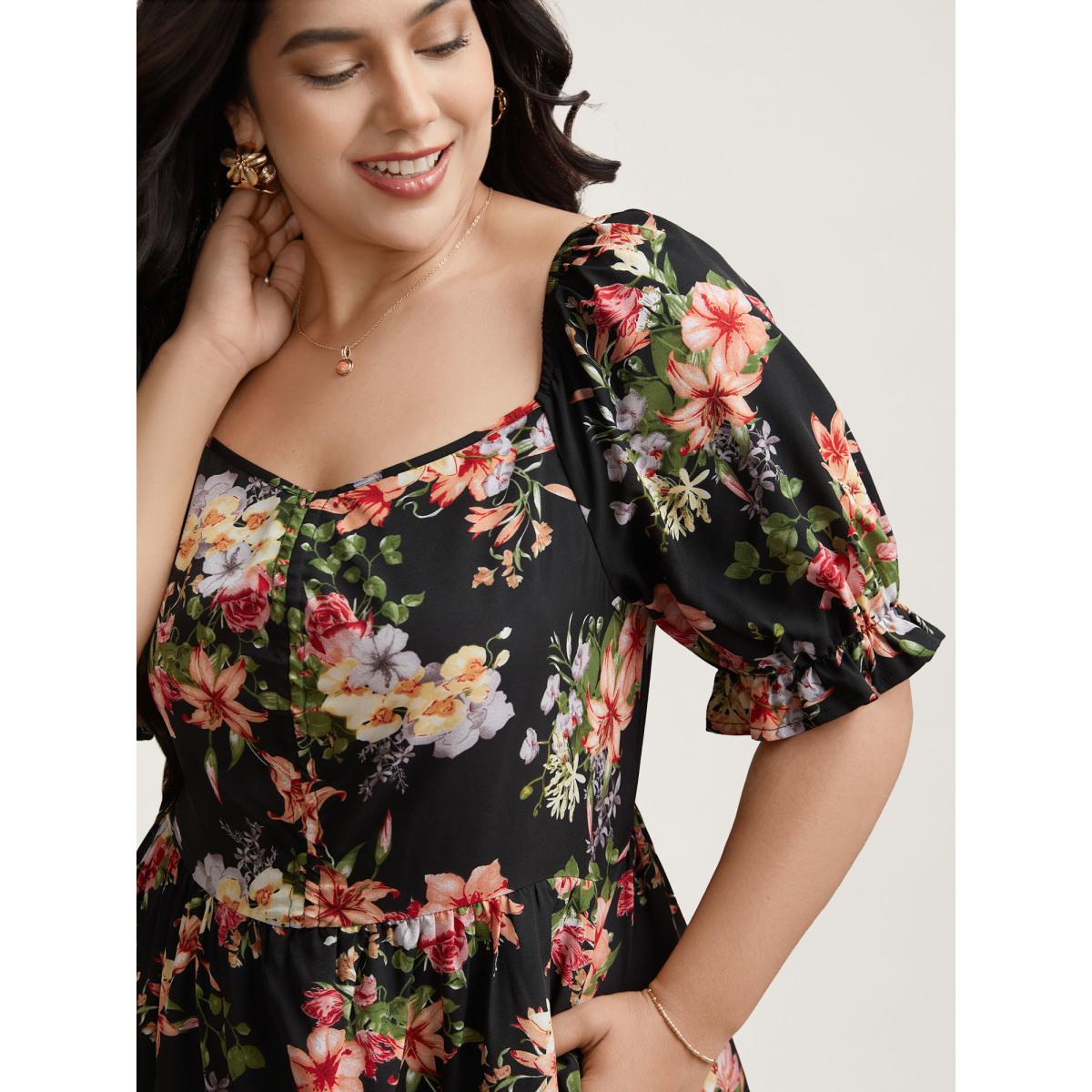 Plus Size Sweetheart Neckline Drawstring Floral Midi Dress Black Women Elegant Drawstring Heart neckline Half Sleeve Curvy BloomChic 14-16/1X Product Image