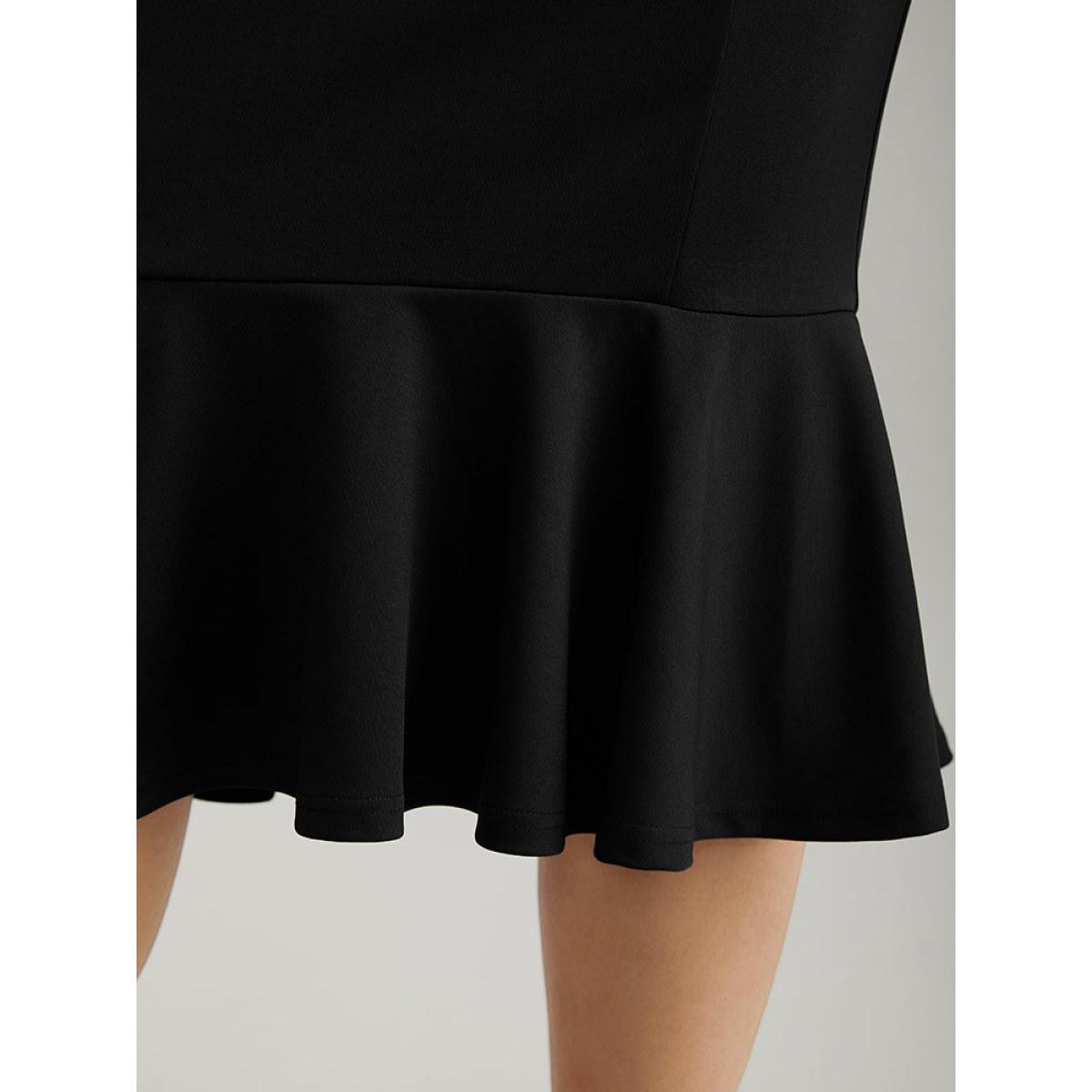 Plus Size Plain Ruffles Buckle Detail Mermaid Hem Skirt Women Black Office Style accents Bodycon Medium stretch Work Skirts BloomChic 26/4X Product Image