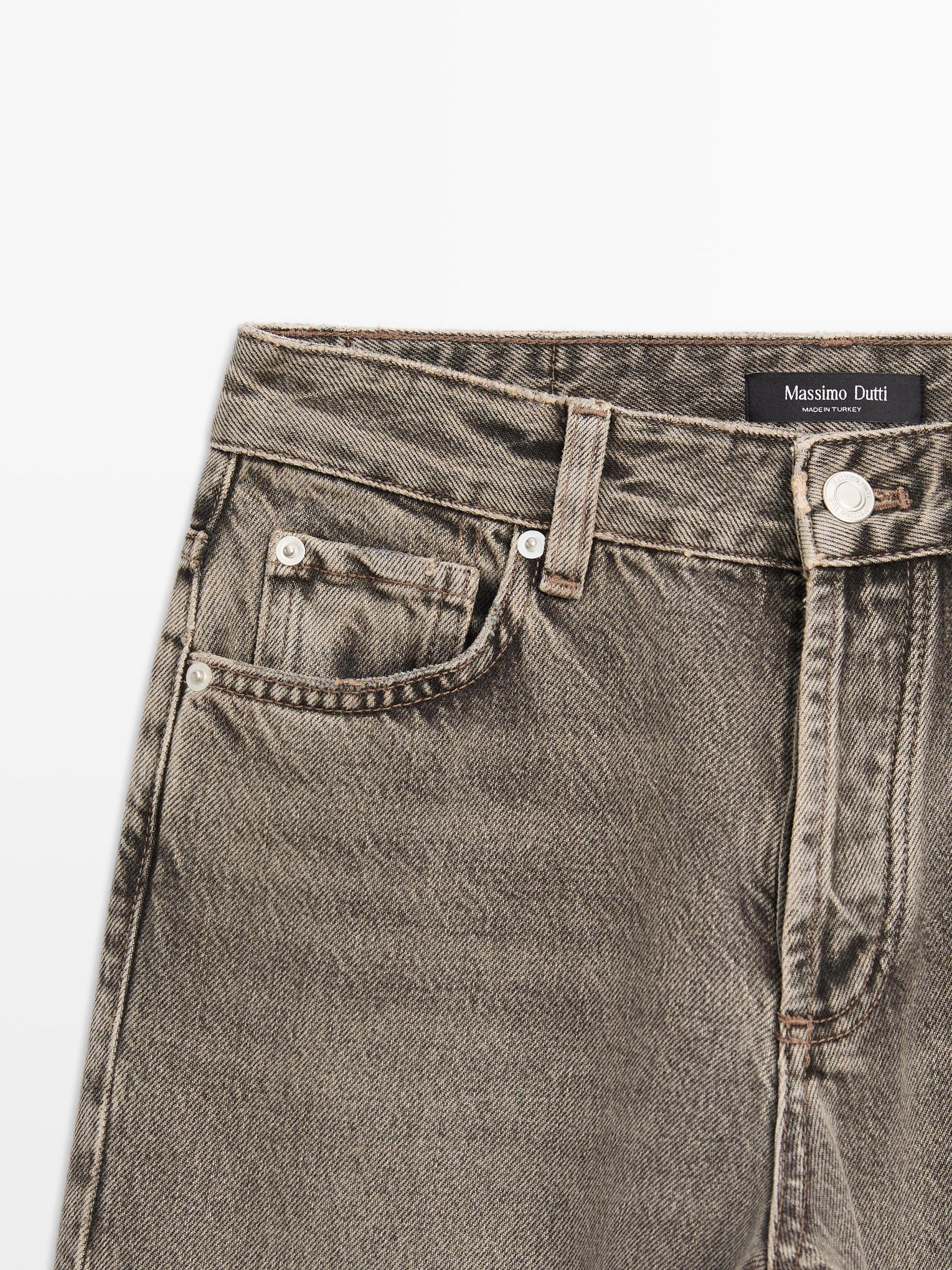 Mid-rise wide-leg jeans Product Image