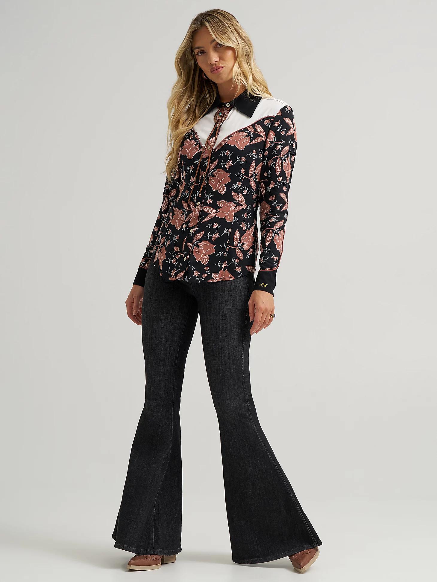 Wrangler x Lainey Wilson Folk Print Western Snap Shirt | Women's TOPS | Wrangler® Product Image