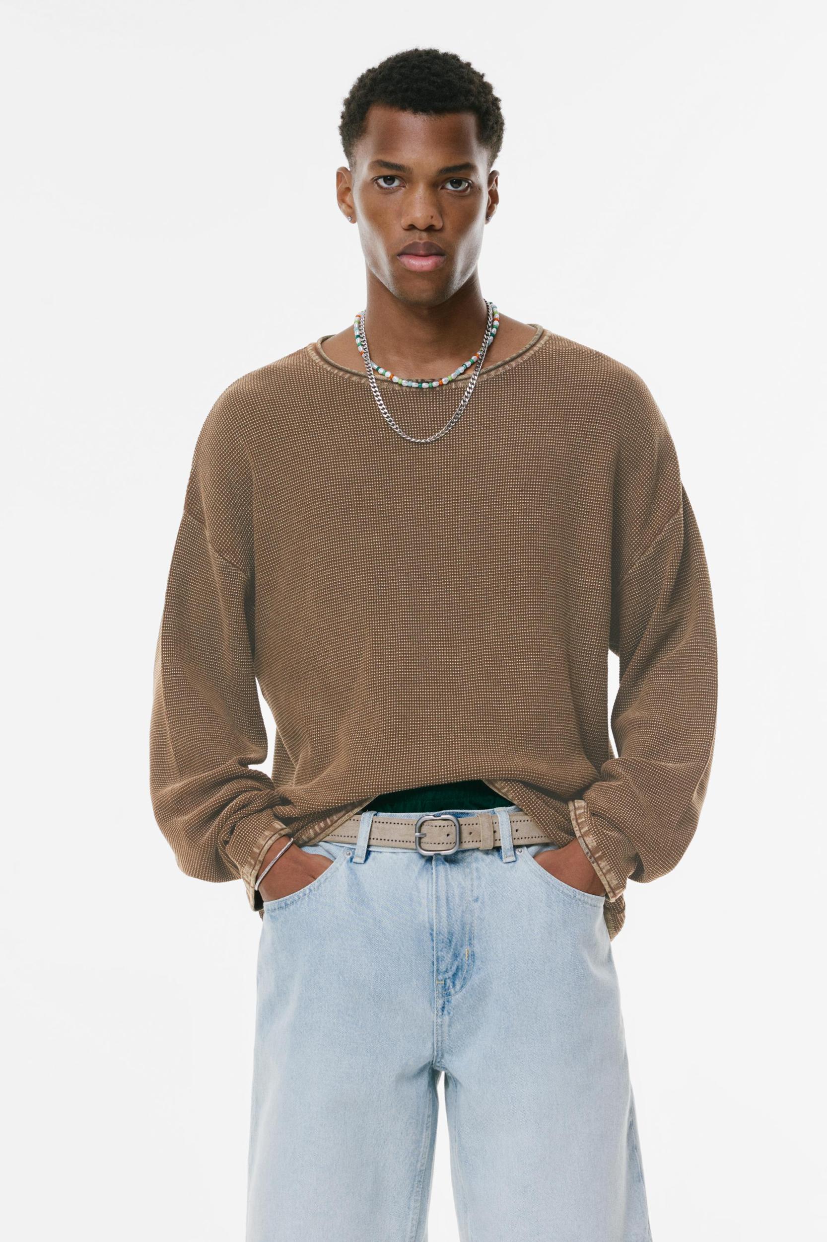 Acid wash jumper Product Image