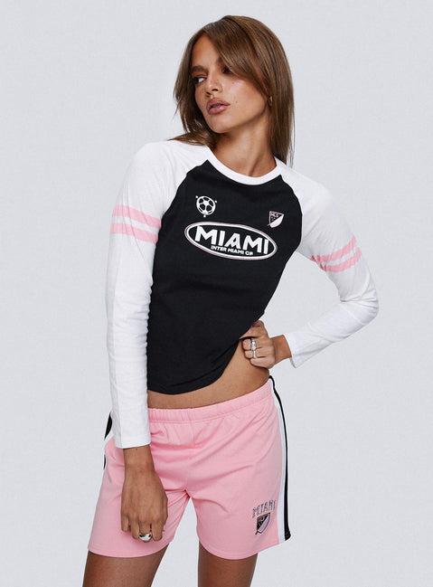 Bend It Athletic Shorts Pink Product Image