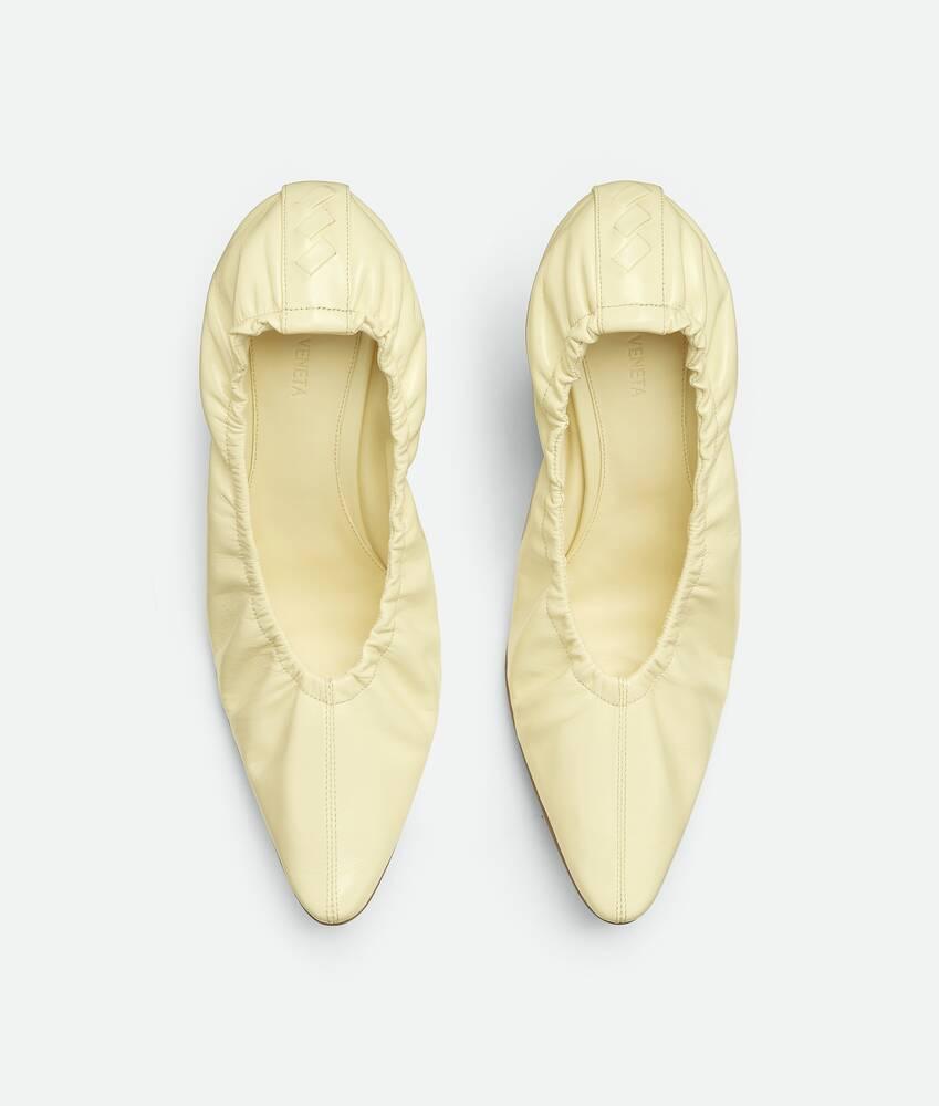 Women's Sofia Pump in Camomile Product Image