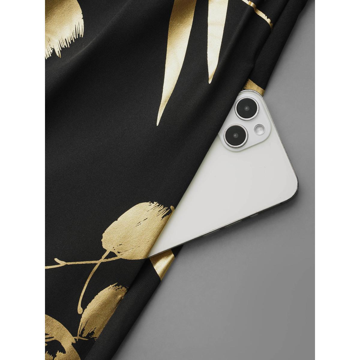 Plus Size Glitter Silhouette Floral Print Elastic Waist Dress BlackFlower Women Cocktail Non Party Curvy Bloomchic 18-20/2X Product Image