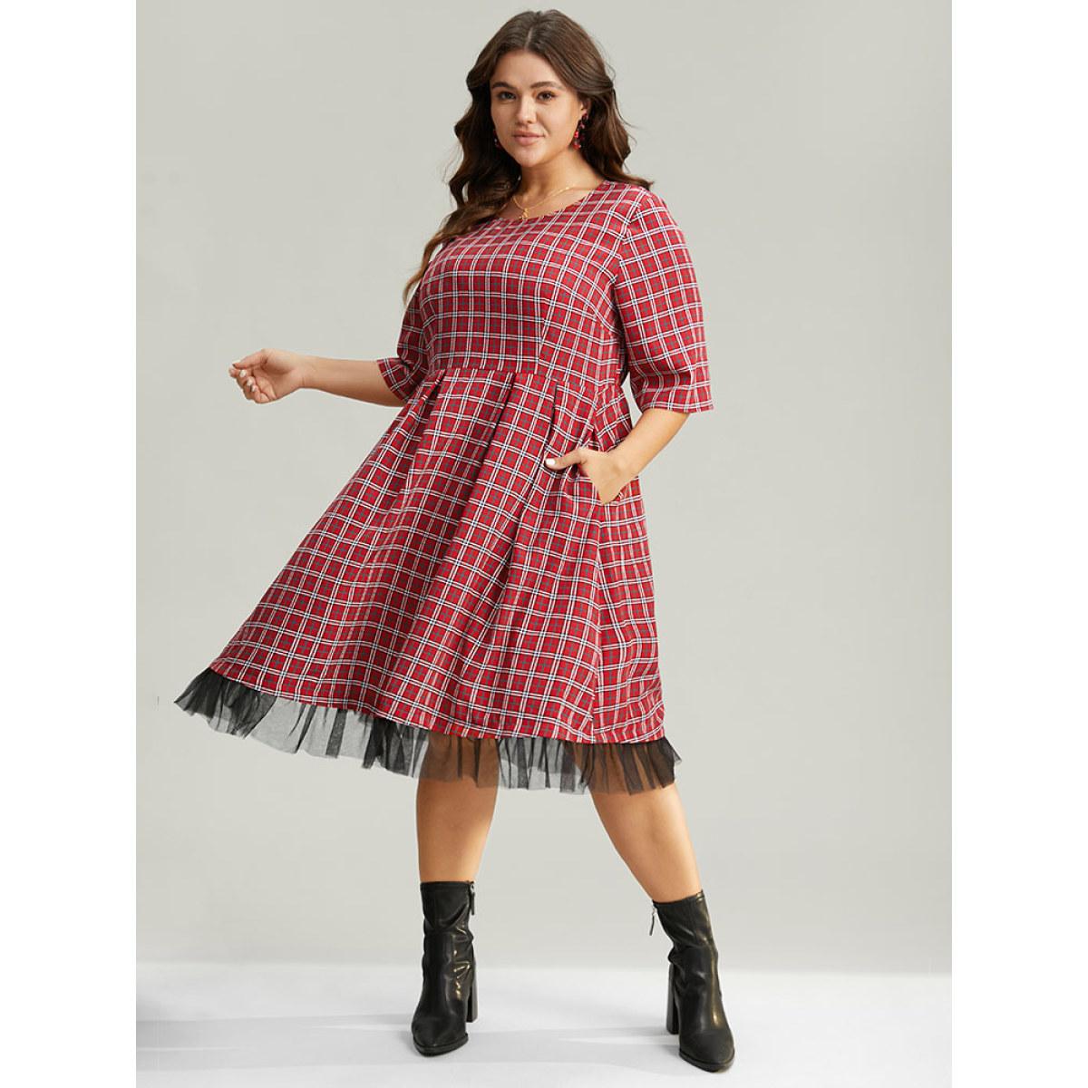 Plus Size Christmas Plaid Mesh Patchwork Pleated Dress Multicolor Women Office Printed Round Neck Half Sleeve Curvy Midi Dress BloomChic 30/6X Product Image