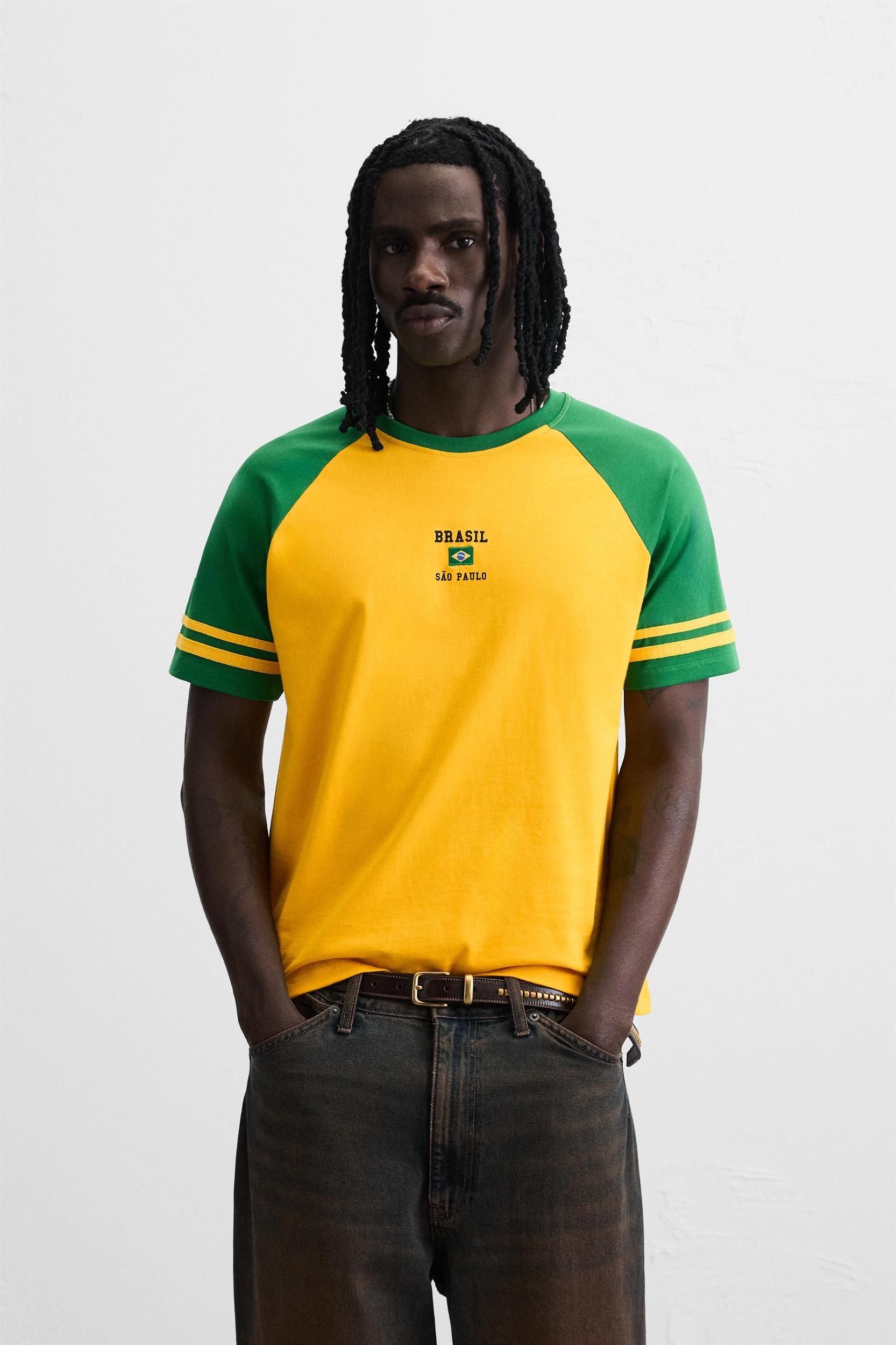 COLOR BLOCK EMBROIDERED T-SHIRT Product Image