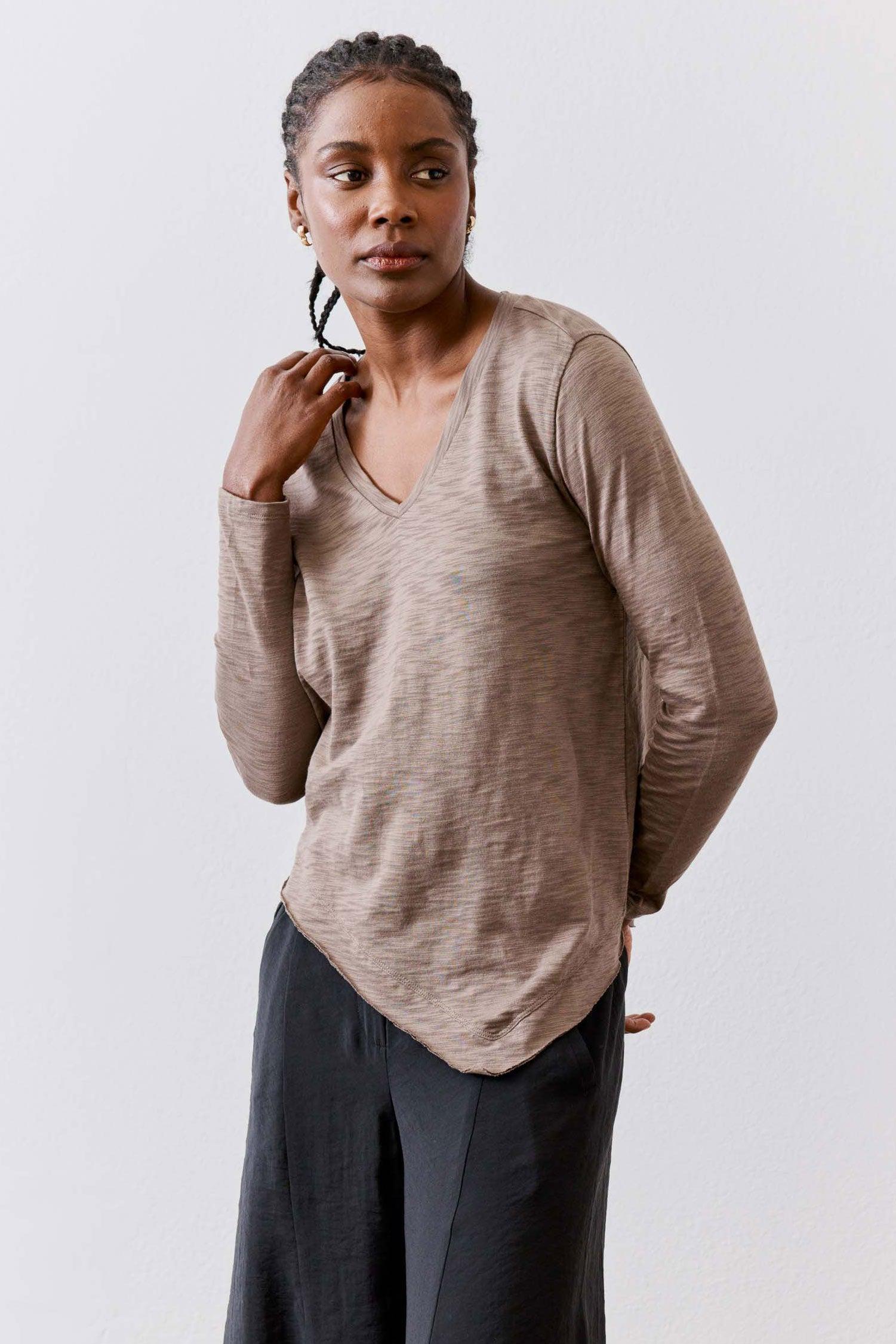 New Angle V-Neck Long Sleeve Top Product Image