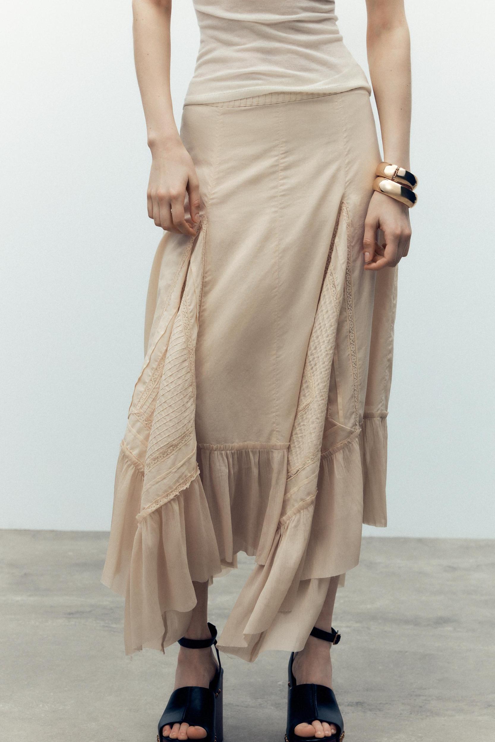 ASYMMETRIC PLEATED SKIRT Product Image