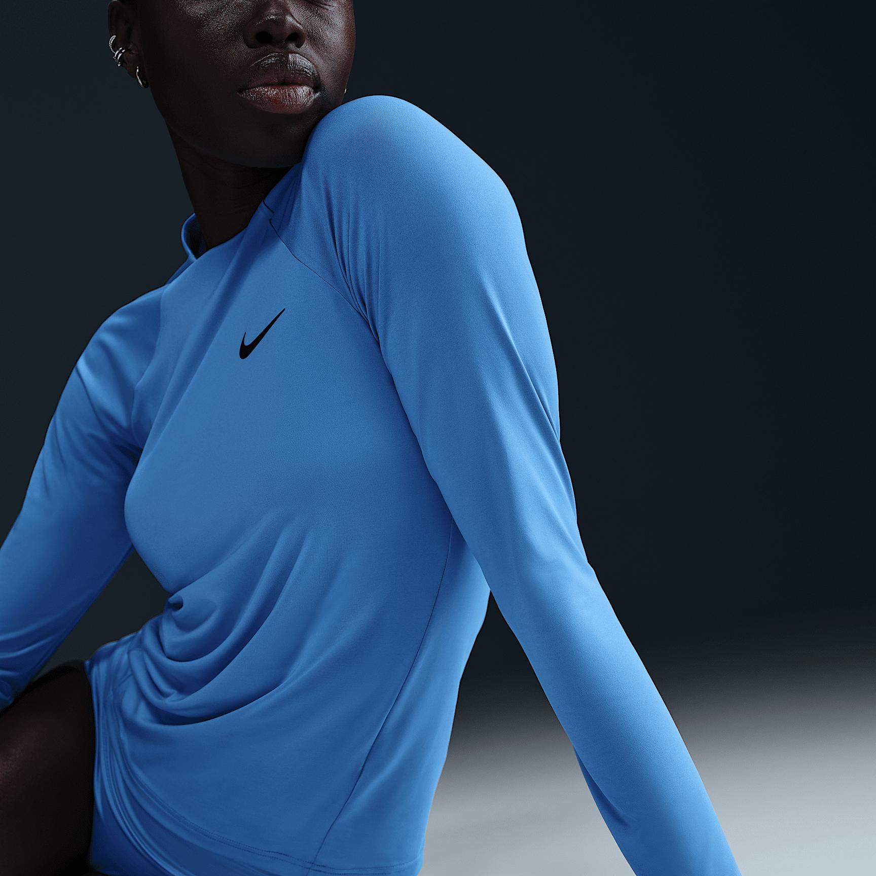 Nike Essential Women's Long-Sleeve Hydroguard Swim Shirt Product Image