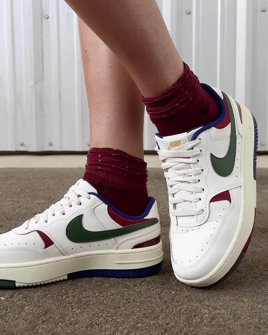 Nike Women's Gamma Force Shoes Product Image