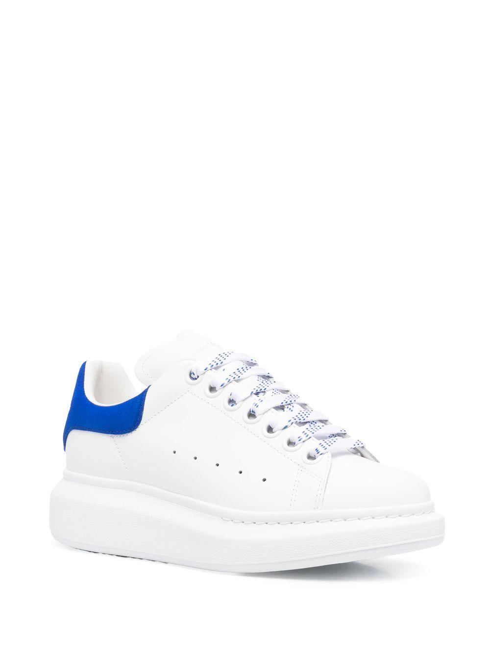 Classic low-top sneakers Product Image