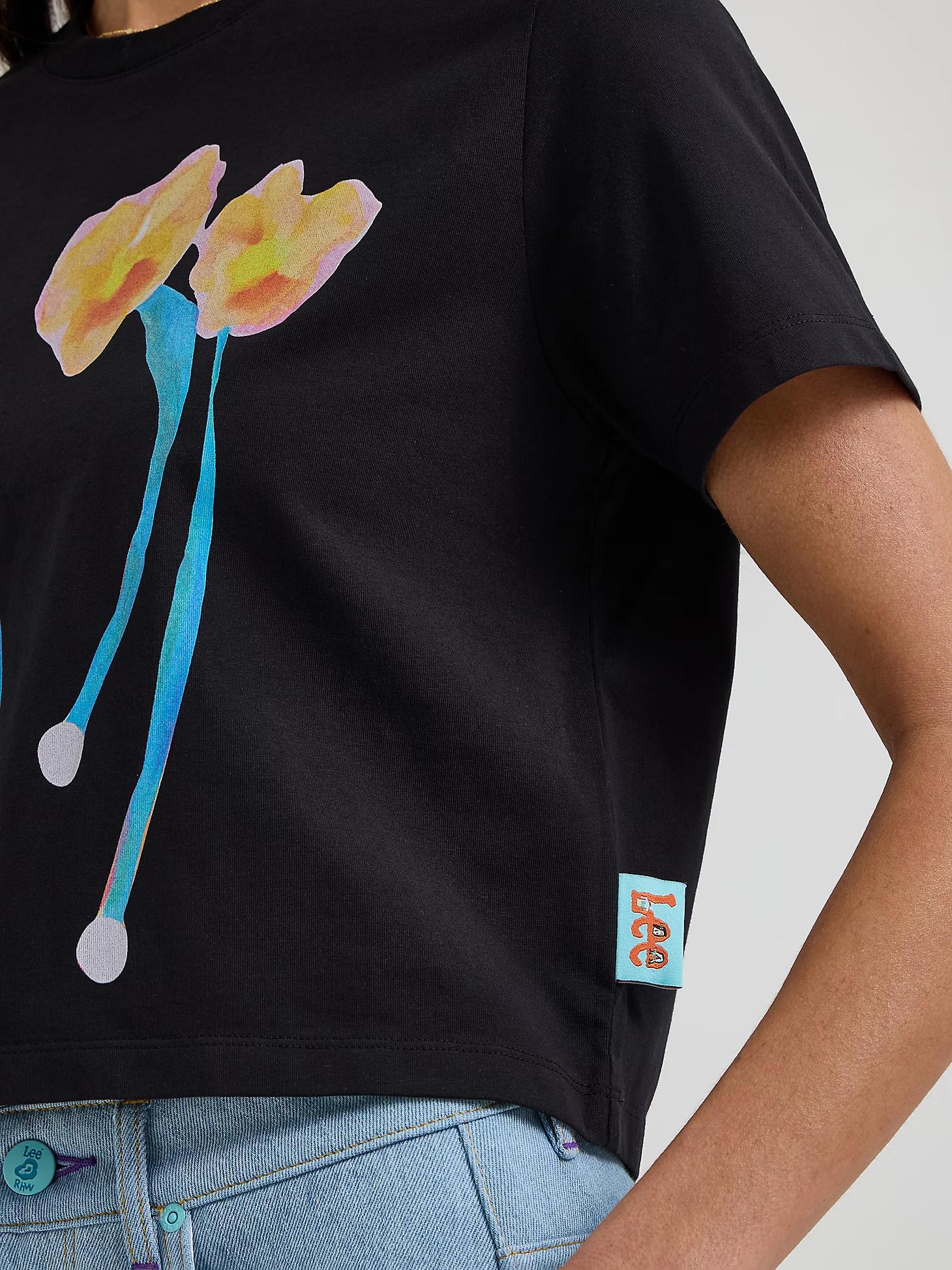 Women's Lee® x Ruohan Wang Crop Flower Tee | Women's Tops & Tees | Lee® Product Image