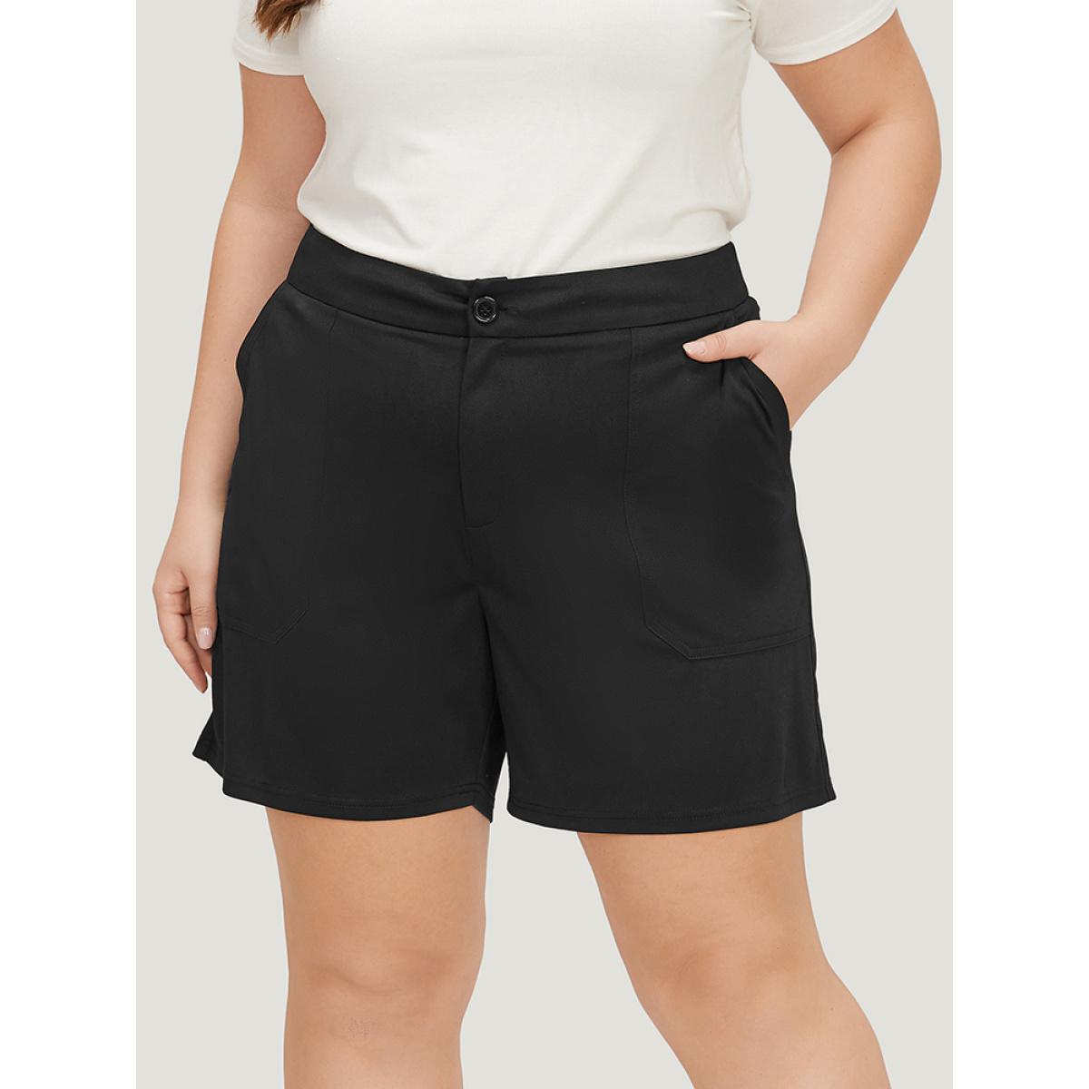 Plus Size Plain High Waist Slant Pocket Shorts Women Black Elegant Plain Dailywear Shorts BloomChic 12/L Product Image
