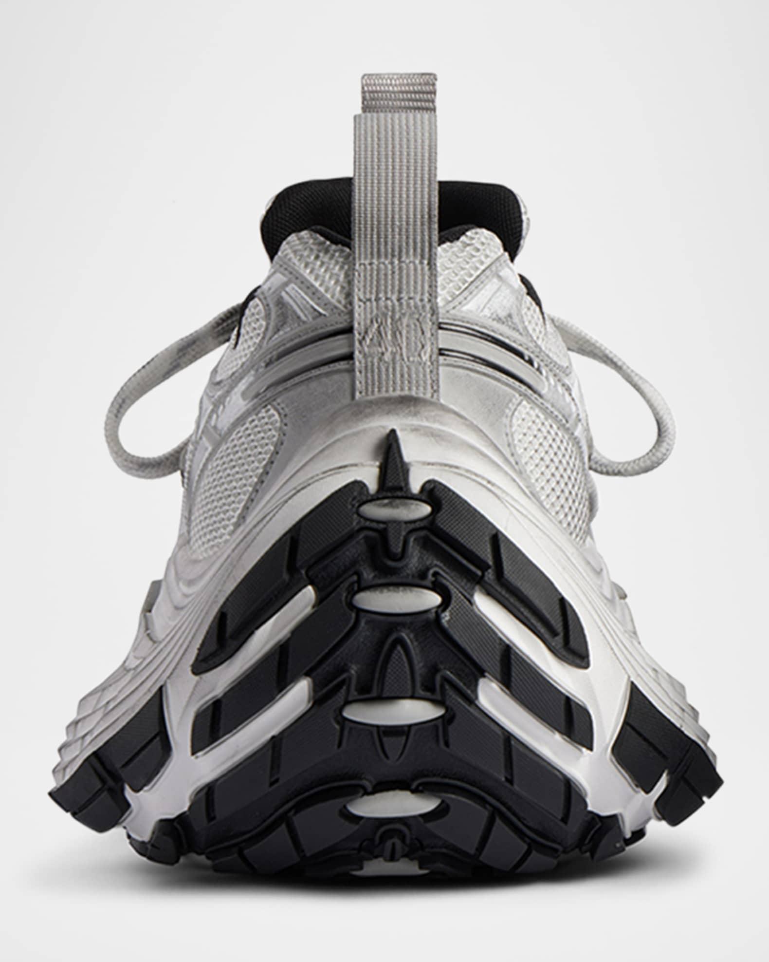 Men's 10XL Mesh Runner Sneakers Product Image