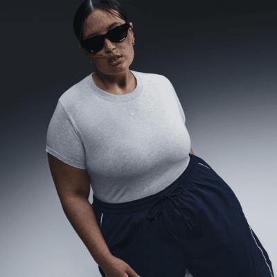 Nike Sportswear Chill Knit Women's Cropped T-Shirt (Plus Size) Product Image