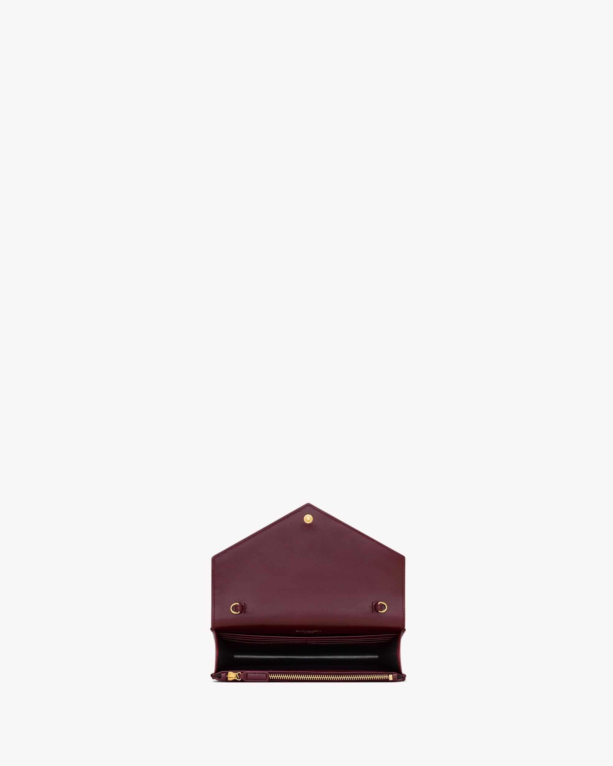 CASSANDRE ENVELOPE CHAIN WALLET IN LAMBSKIN Product Image