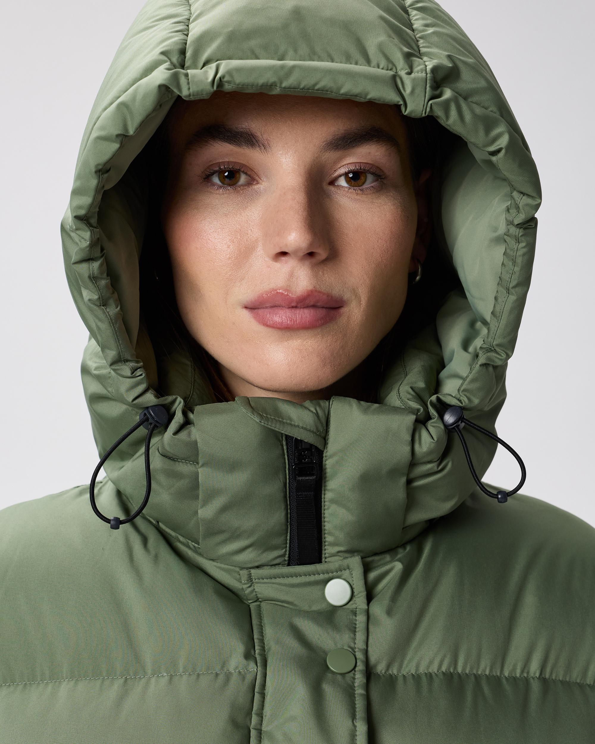 Quince | Women's Responsible Down Long Puffer Jacket Recycled Polyester Product Image
