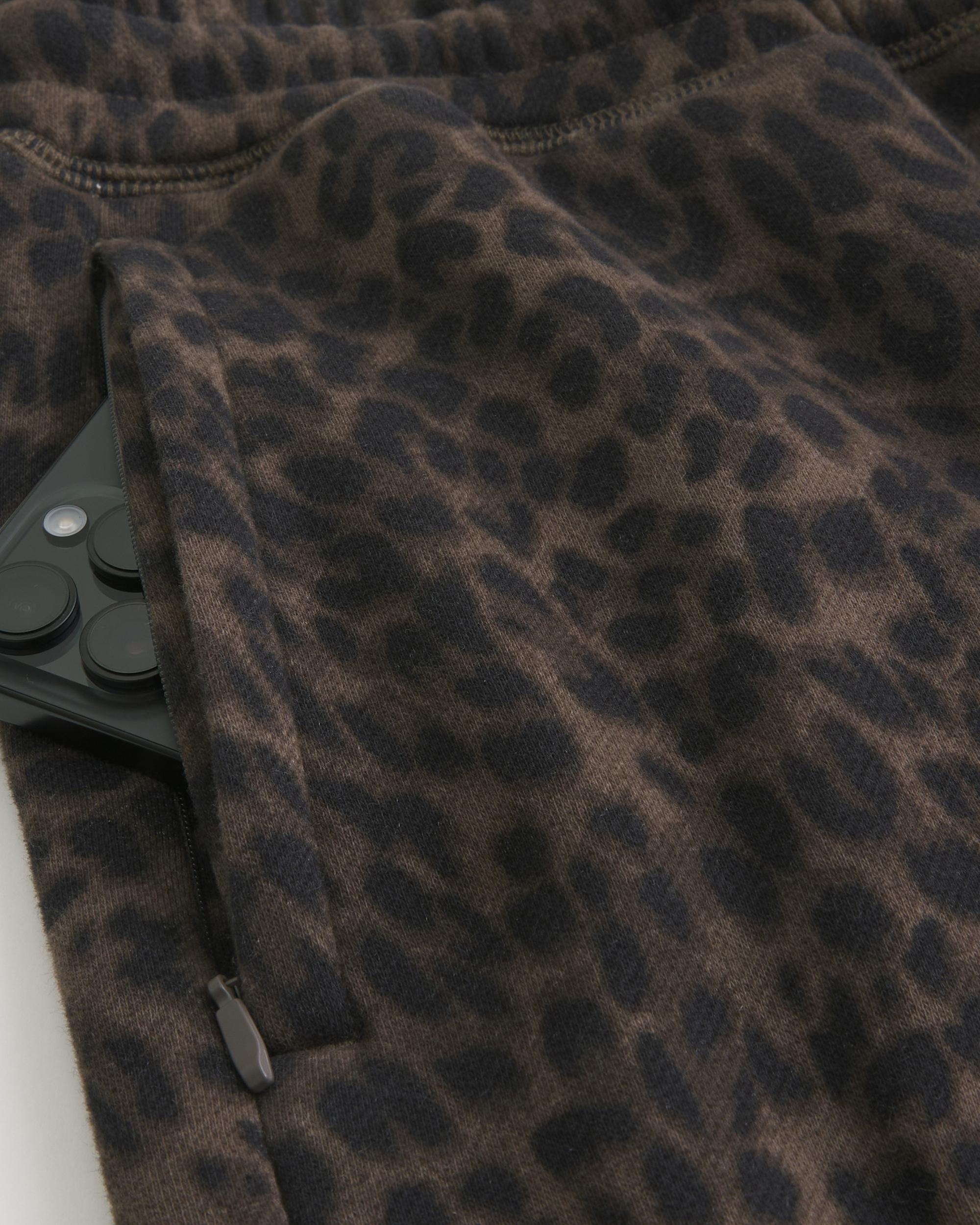 Baggy Sweatpants Product Image