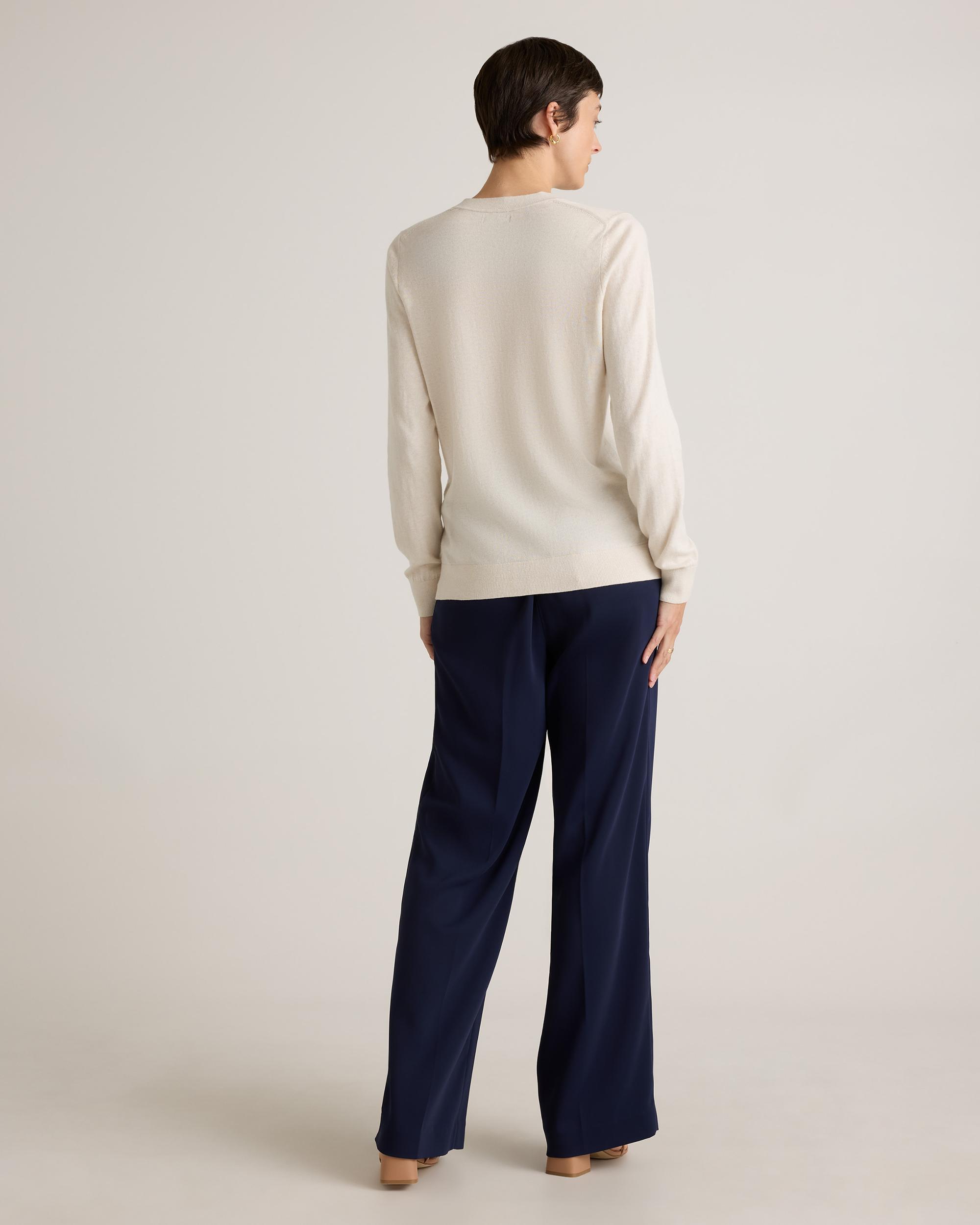 Quince | Women's Lightweight Cotton Cashmere V-Neck Sweater Organic Cotton Product Image