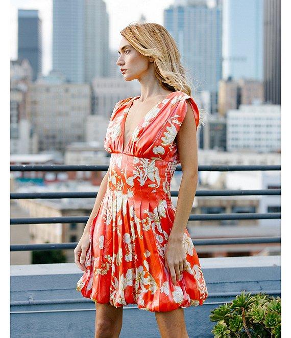 CIEBON Lyss Floral Print V-Neck Cap Sleeve Bubble Mini Dress Product Image