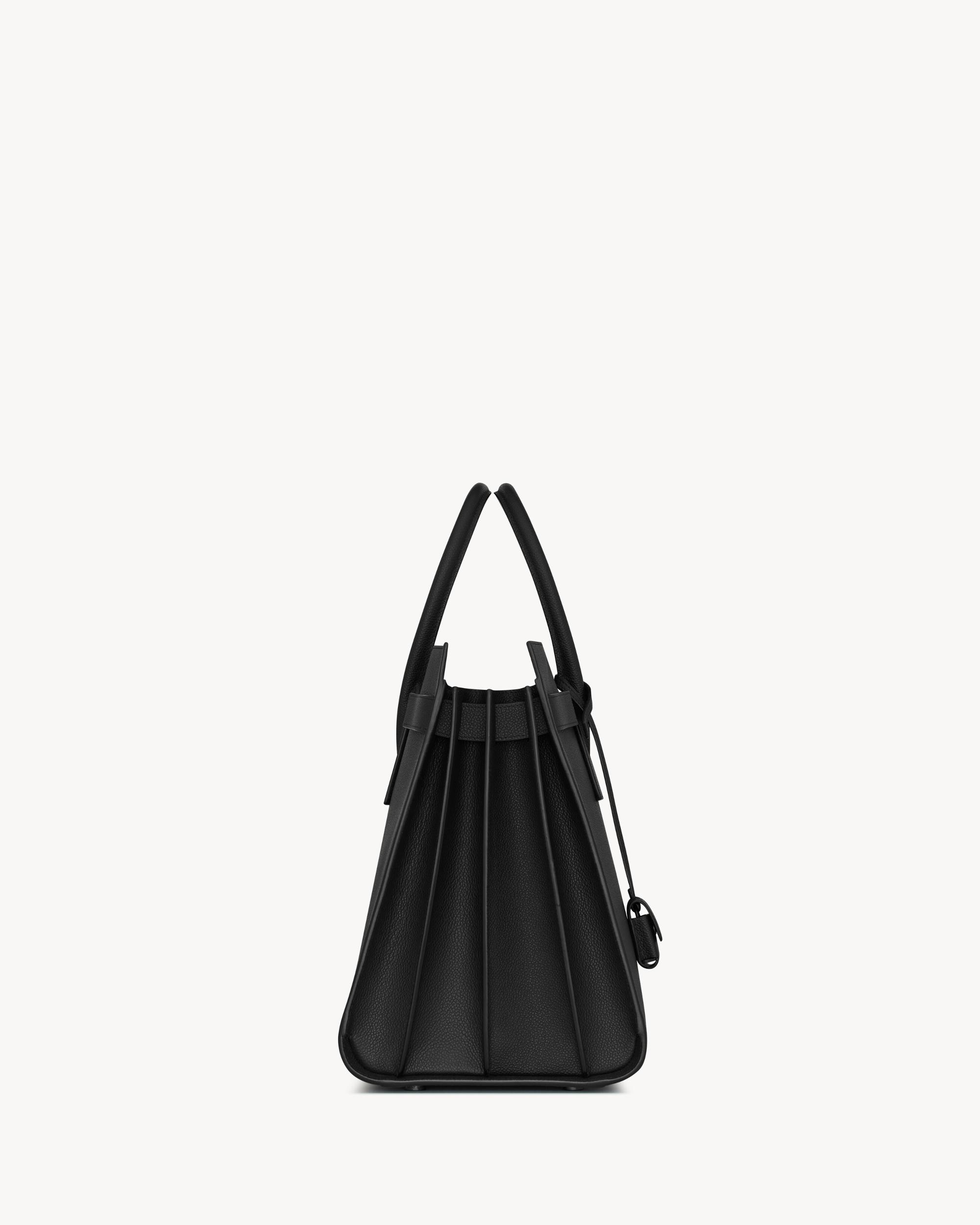 sac de jour large in grained leather Product Image