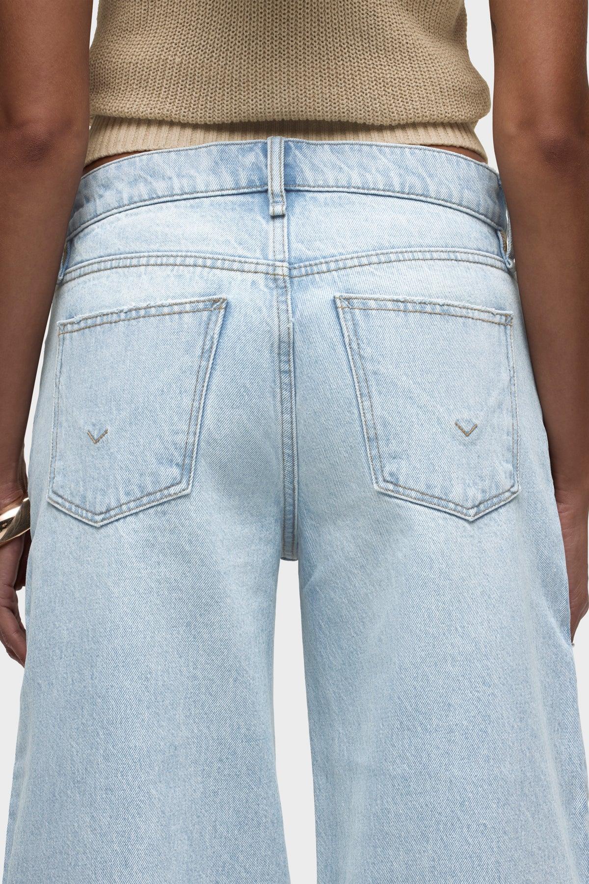 Noa Relaxed Gaucho Female Product Image