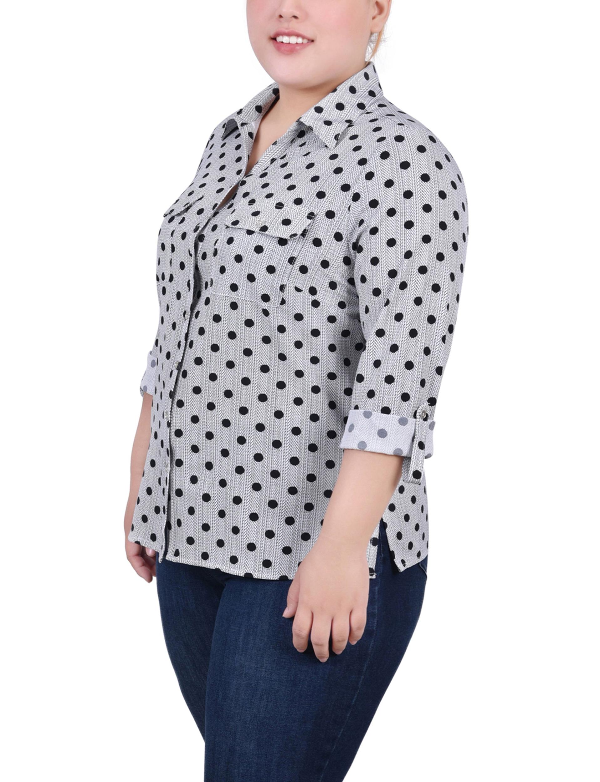 Black White Abstract Dot 3/4 Roll Tab Blouse With Pockets - Plus Size Product Image