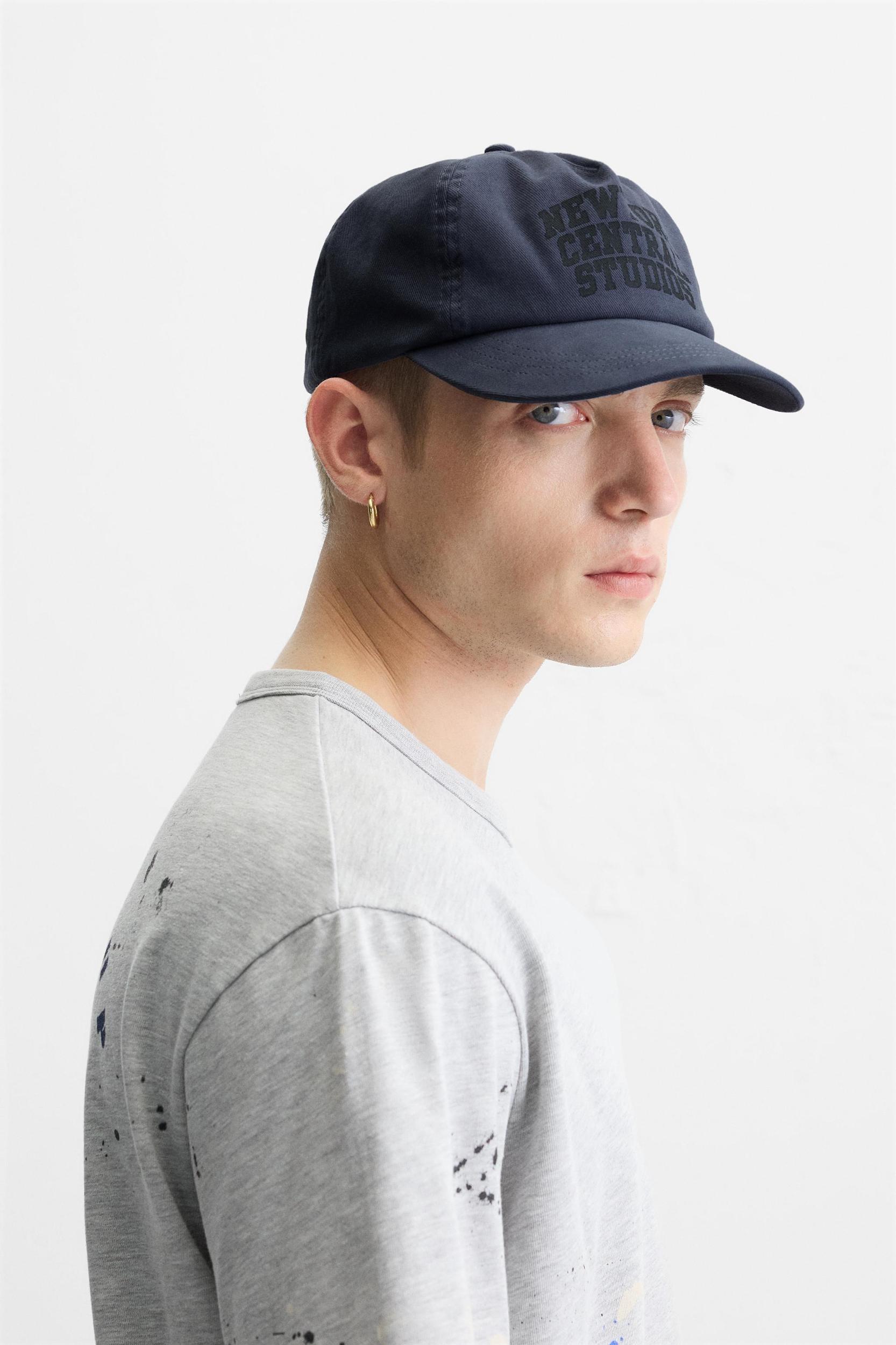 FLAT BILL PRINTED CAP Product Image