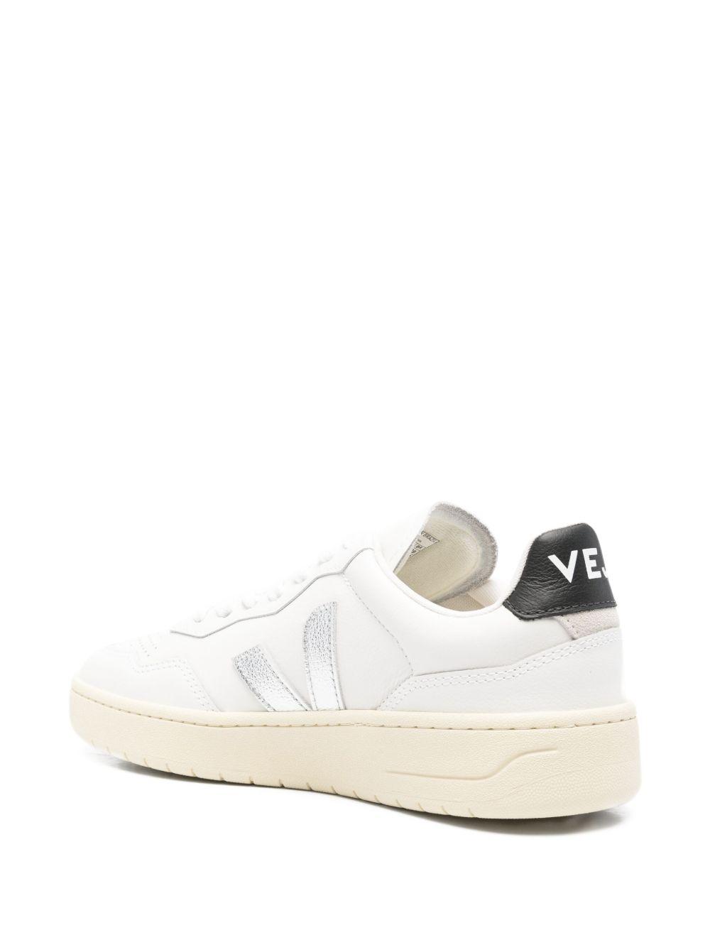 V-90 sneakers Product Image