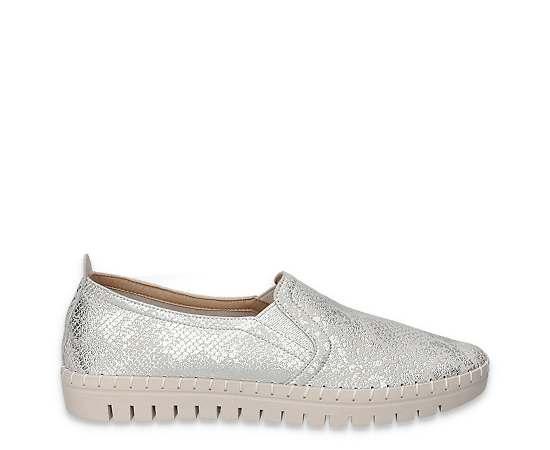 Easy Street Womens Fedra Slip On Sneaker Product Image