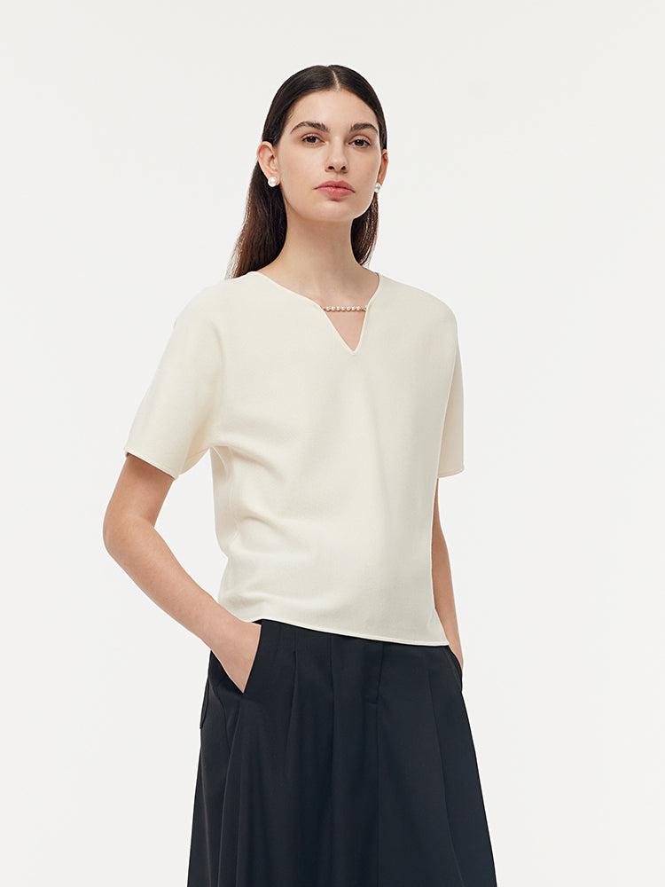 Tencel V-Neck Women Top With Detachable Beaded Chain Product Image