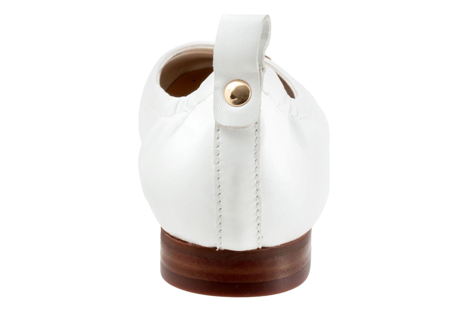 Gia Ornament Product Image