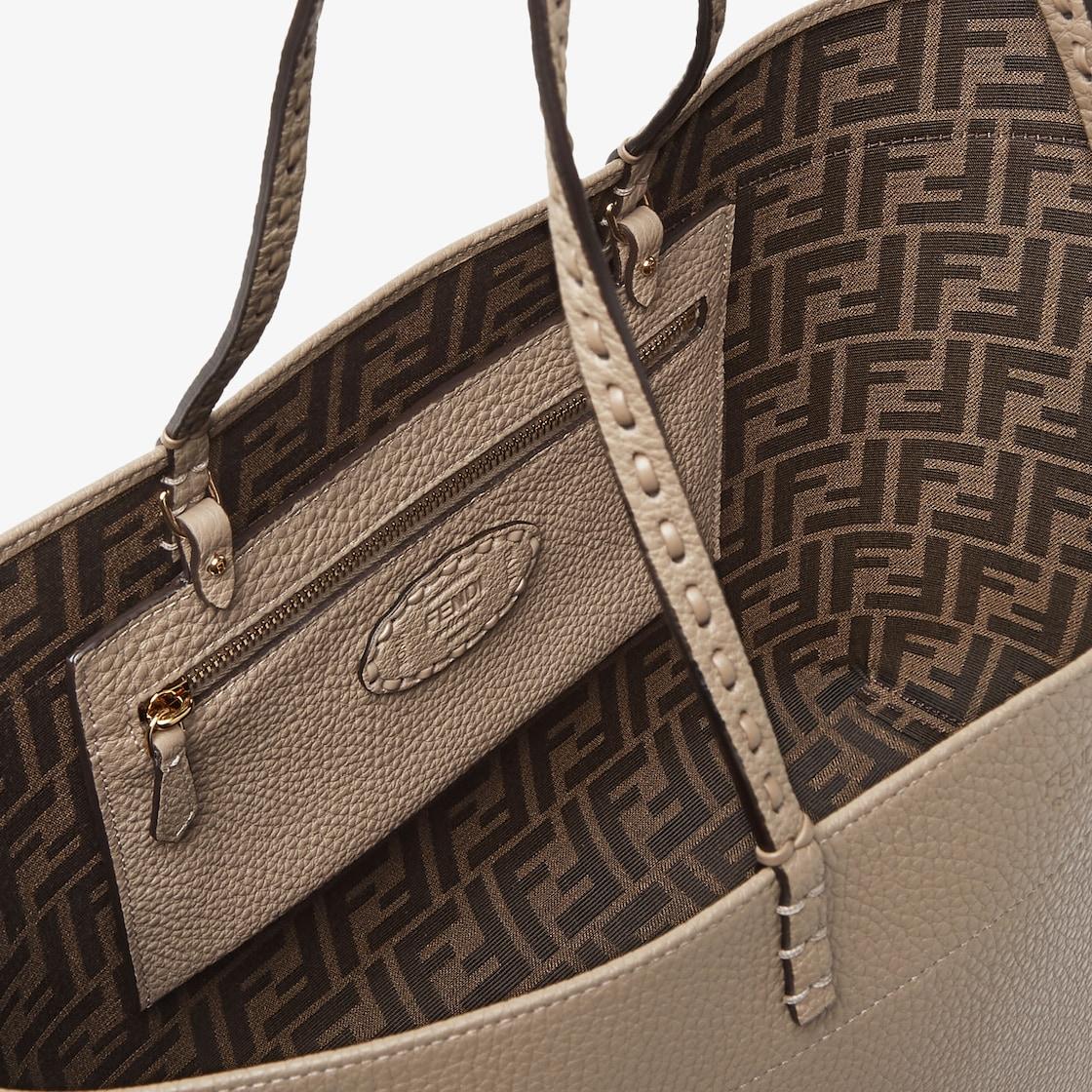 Medium RollDove gray Selleria shopper with 218 hand-sewn topstitches Product Image