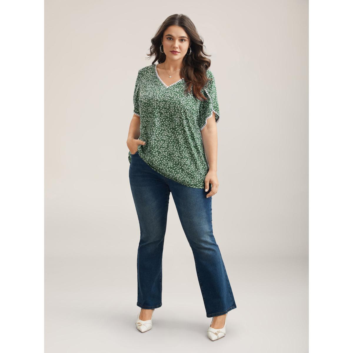 Plus Size DarkGreen Petal Sleeve Floral Lace Spliced Shirt Women Romantic Short sleeve V-neck Elegant Blouses BloomChic 10/M Product Image