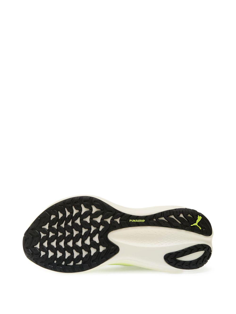 MagMax Nitro sneakers Product Image