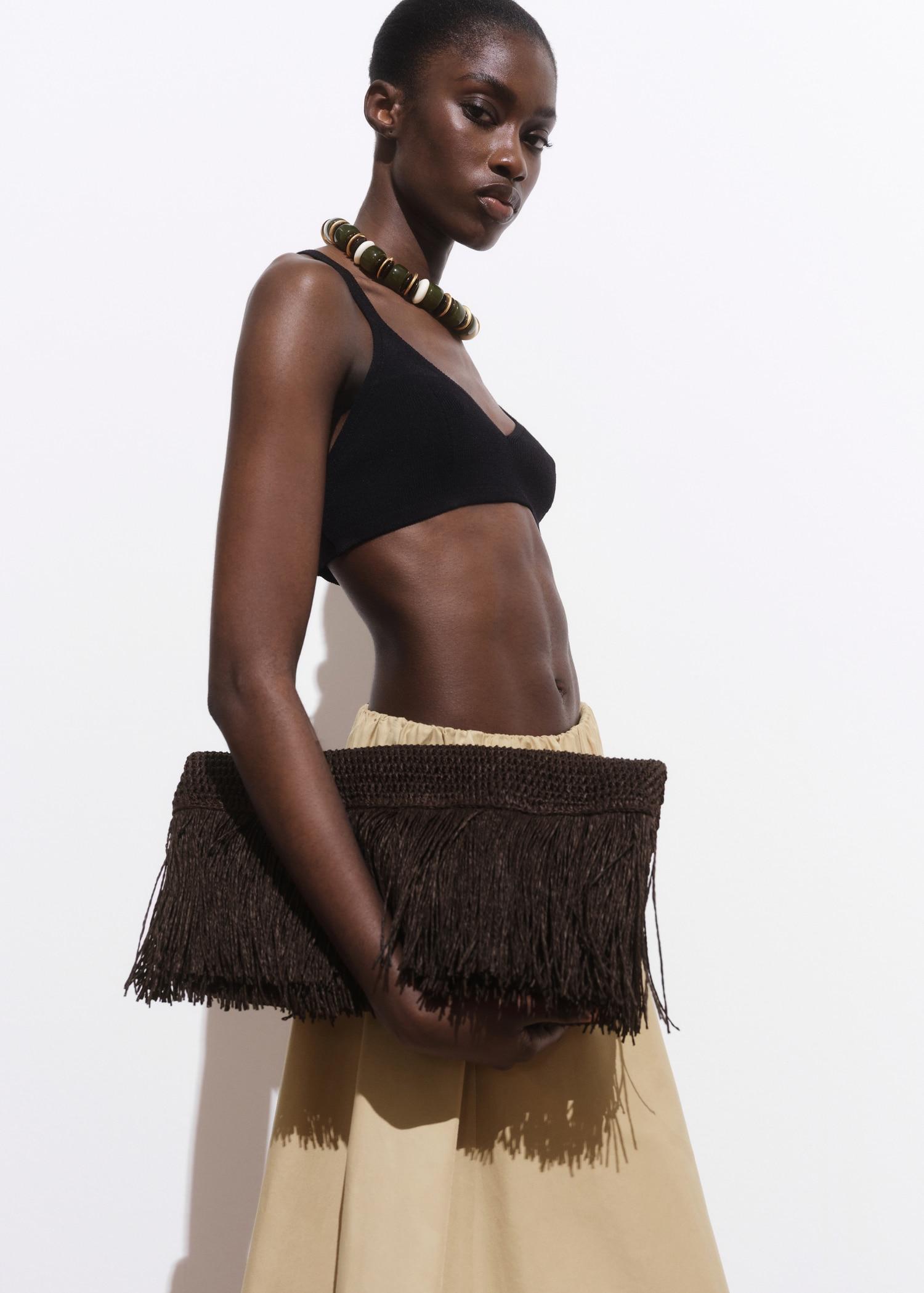 Natural fiber handbag with fringes - Women | MANGO USA Product Image