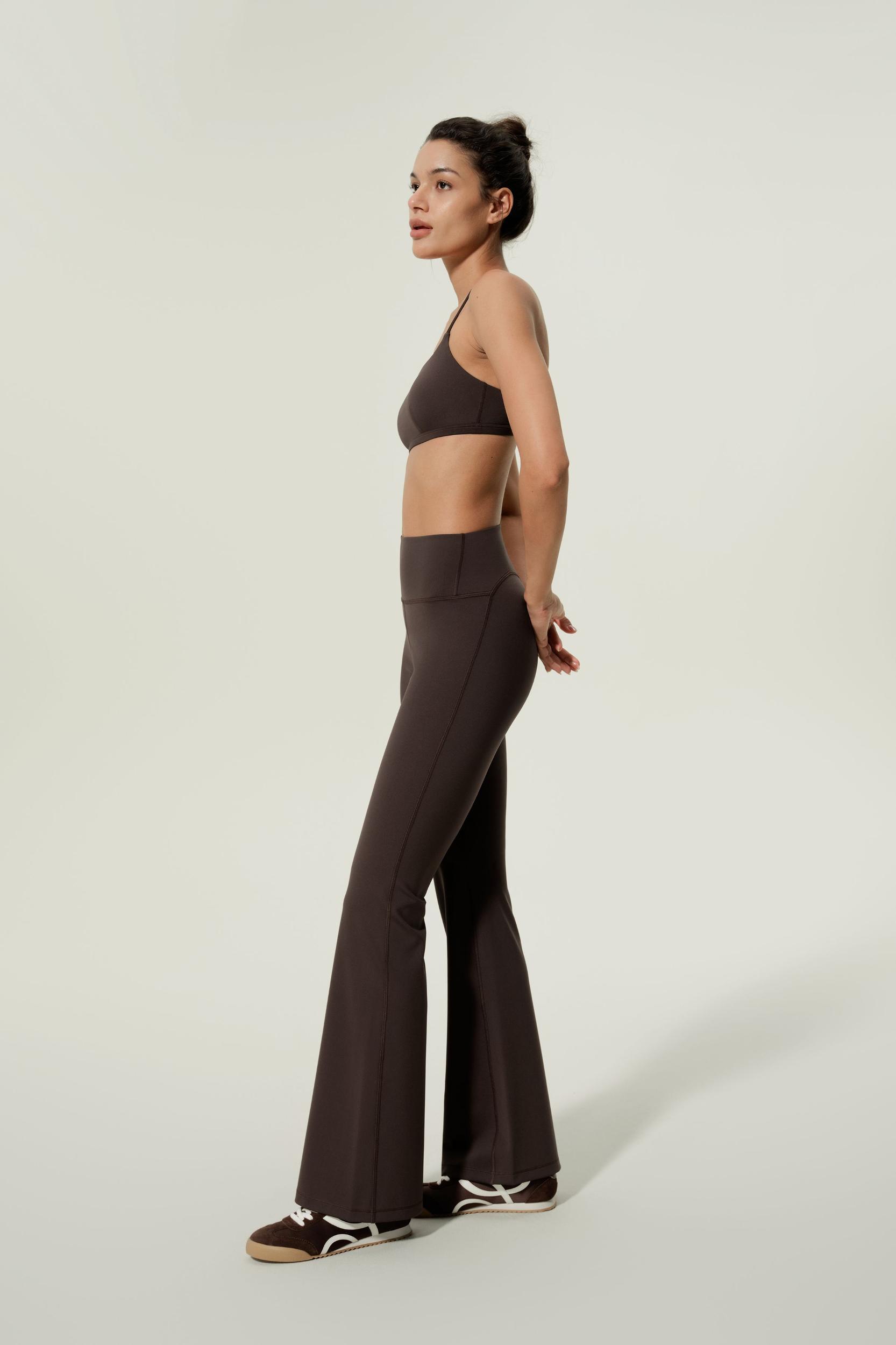 SilkContour™ Drape Flow Leggings Product Image