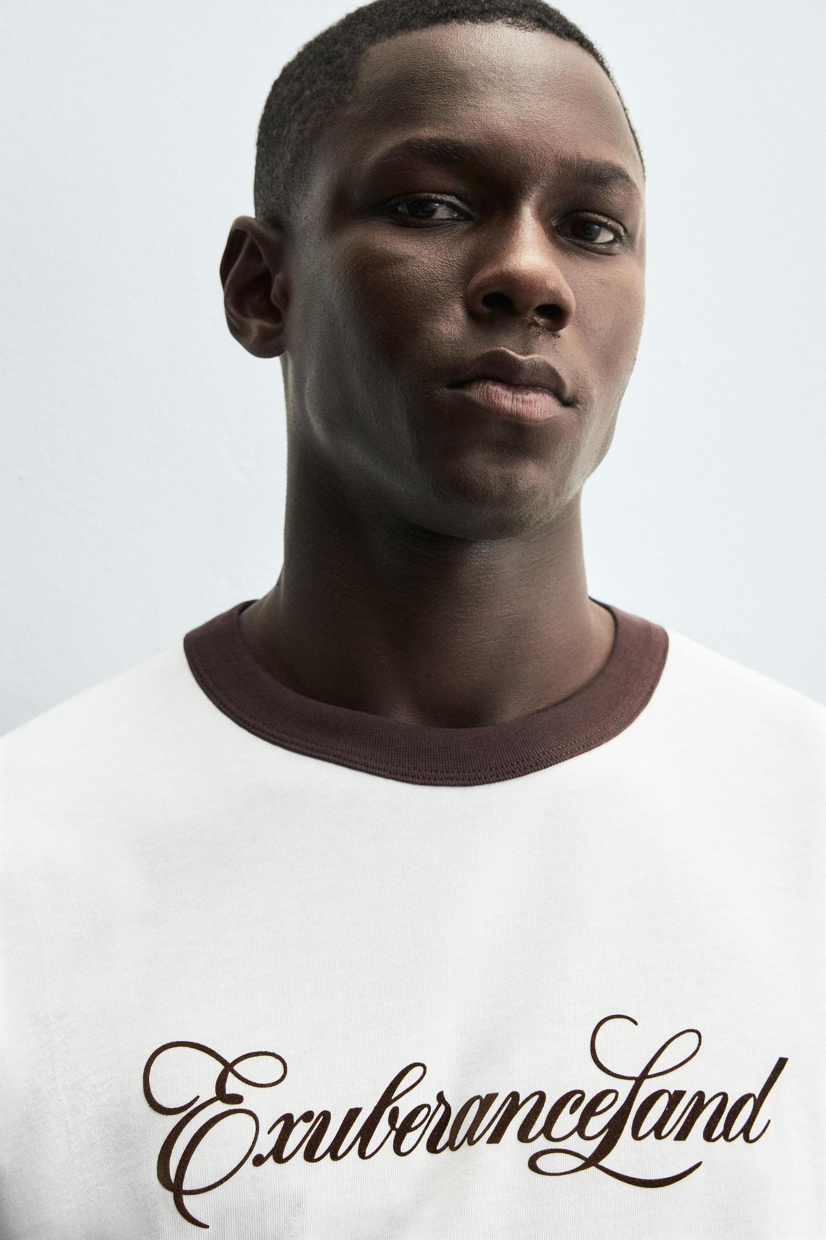 CONTRAST TEXT RIB T-SHIRT Product Image