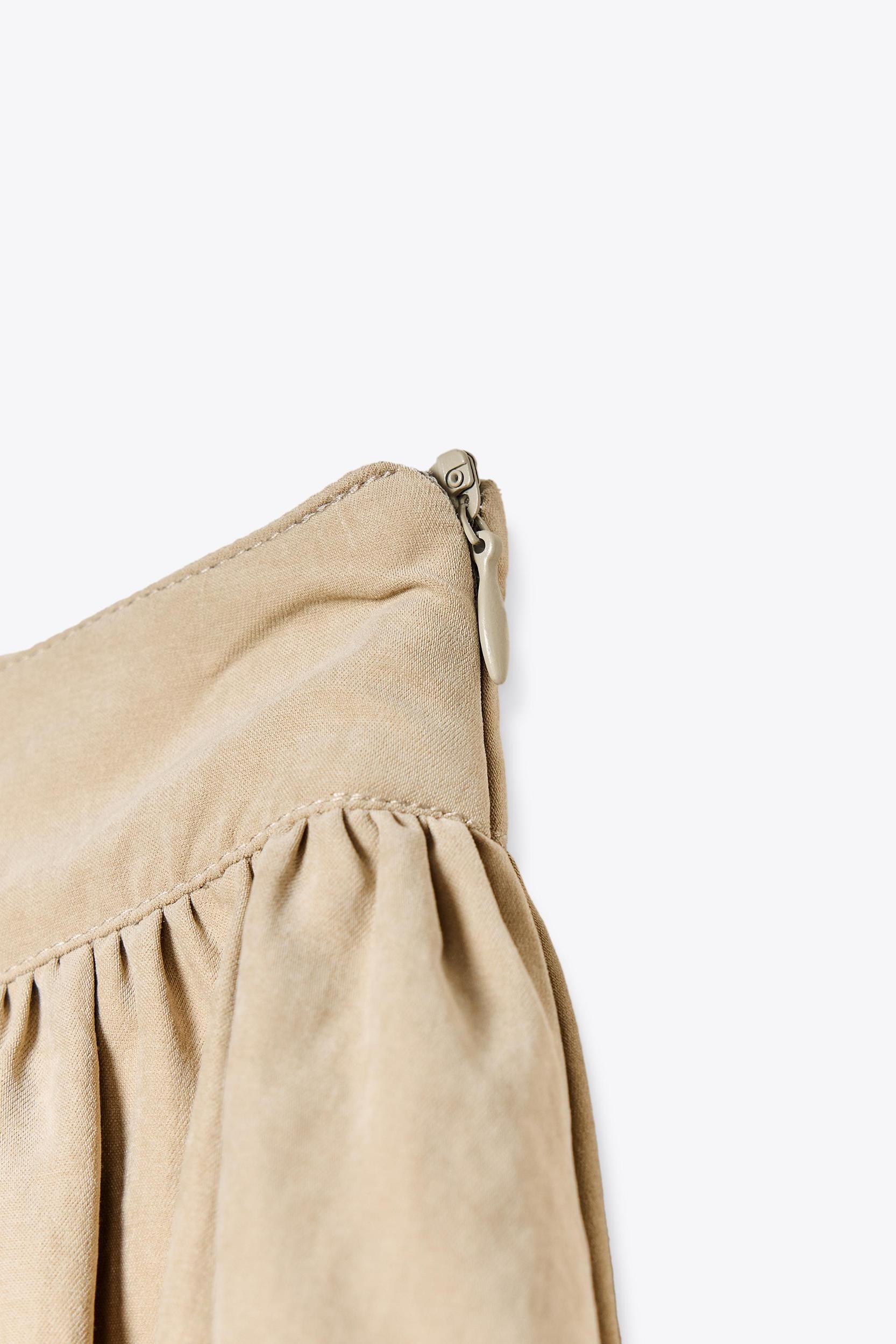 BALLOON MINI SKIRT Product Image