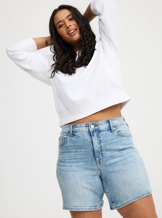 7'' Perfect High-Rise Short Product Image