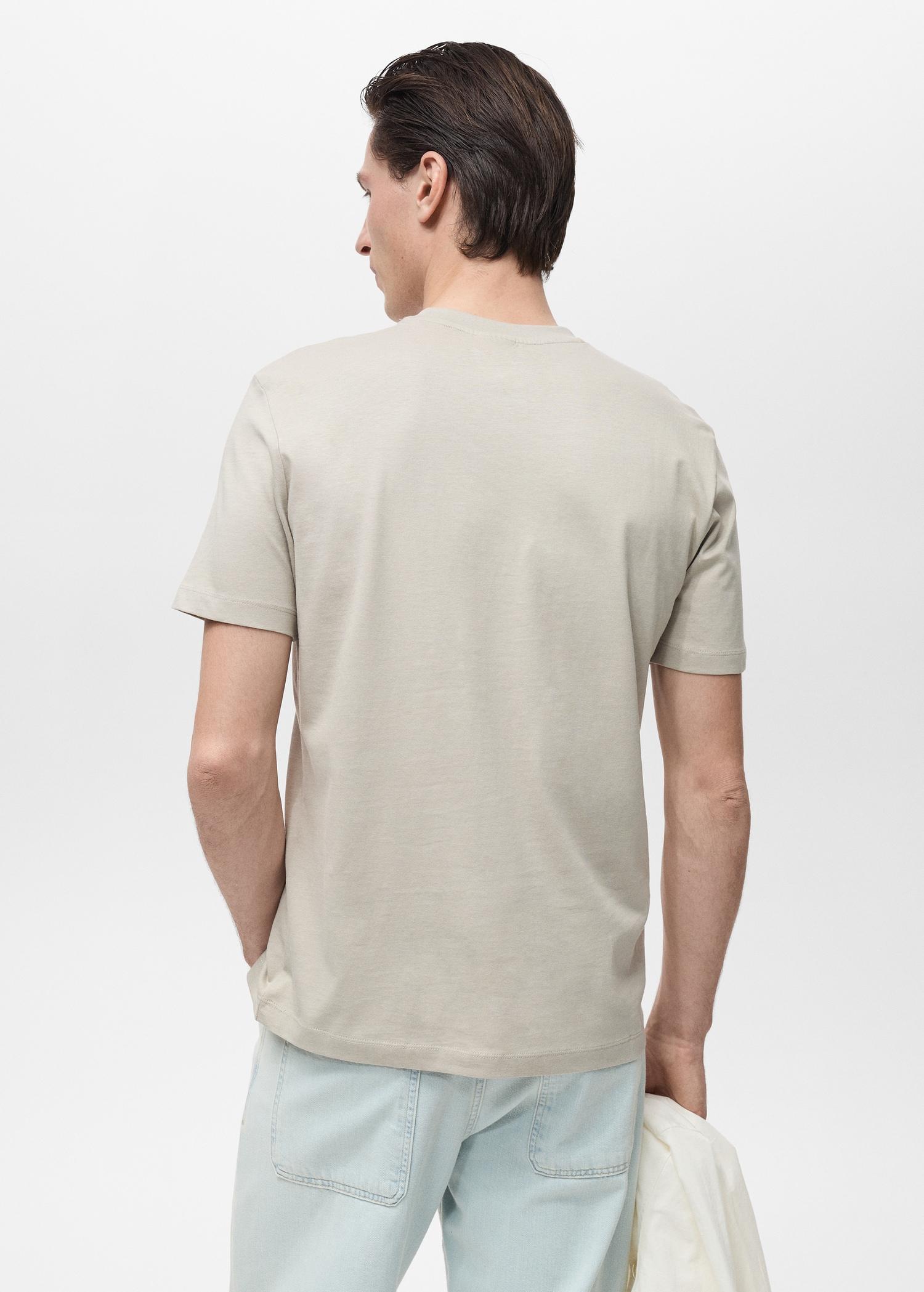 100% cotton slim-fit t-shirt - Men | MANGO USA Product Image