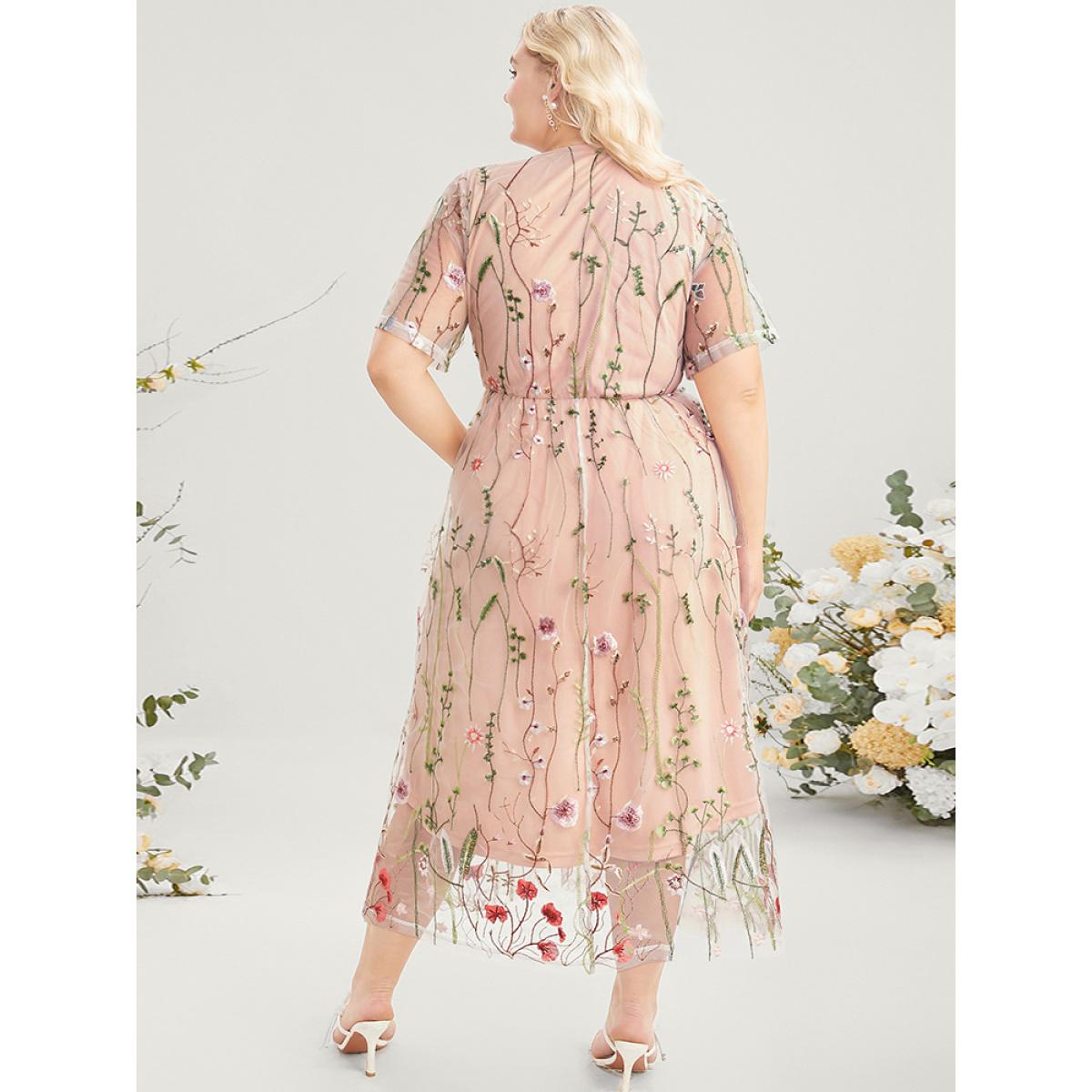 Plus Size Floral Embroidered Pocket Mesh Elastic Waist Surplice Neck Dress Rouge Women Glamour See through V-neck Short sleeve Curvy Midi Dress BloomChic 12/L Product Image