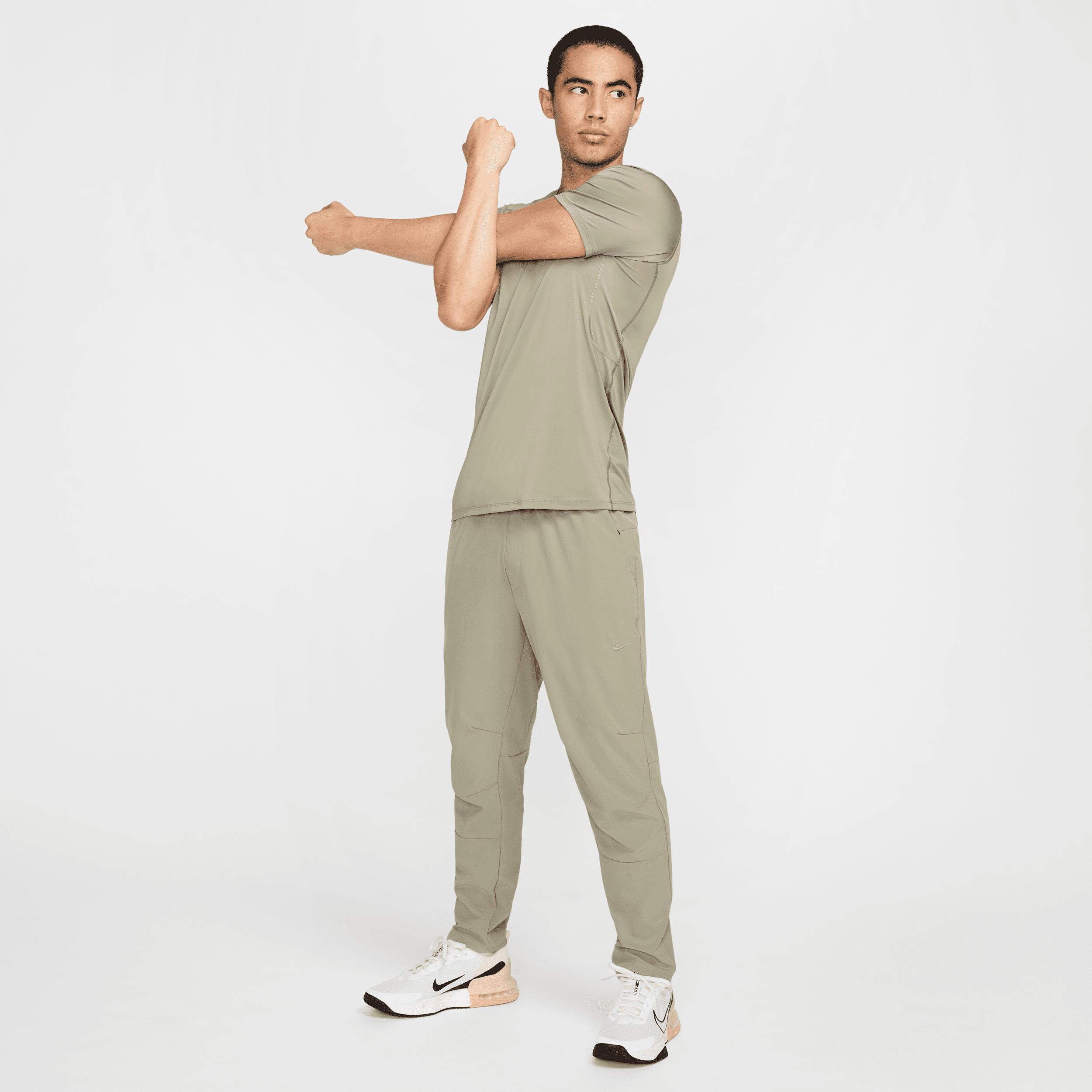 Nike Men's Unlimited Dri-FIT Tapered Leg Versatile Pants Product Image