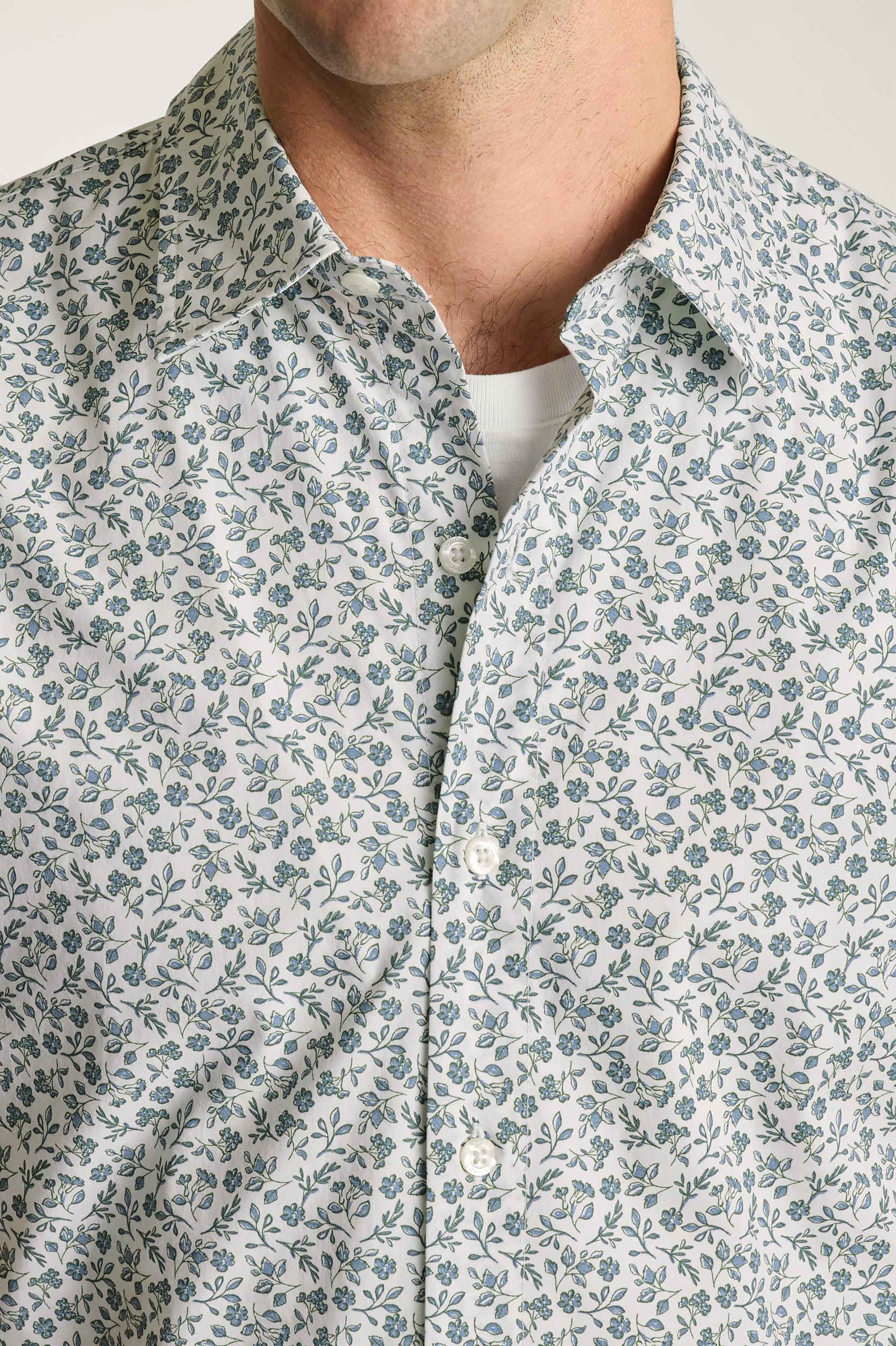 Riviera Short Sleeve Shirt Product Image