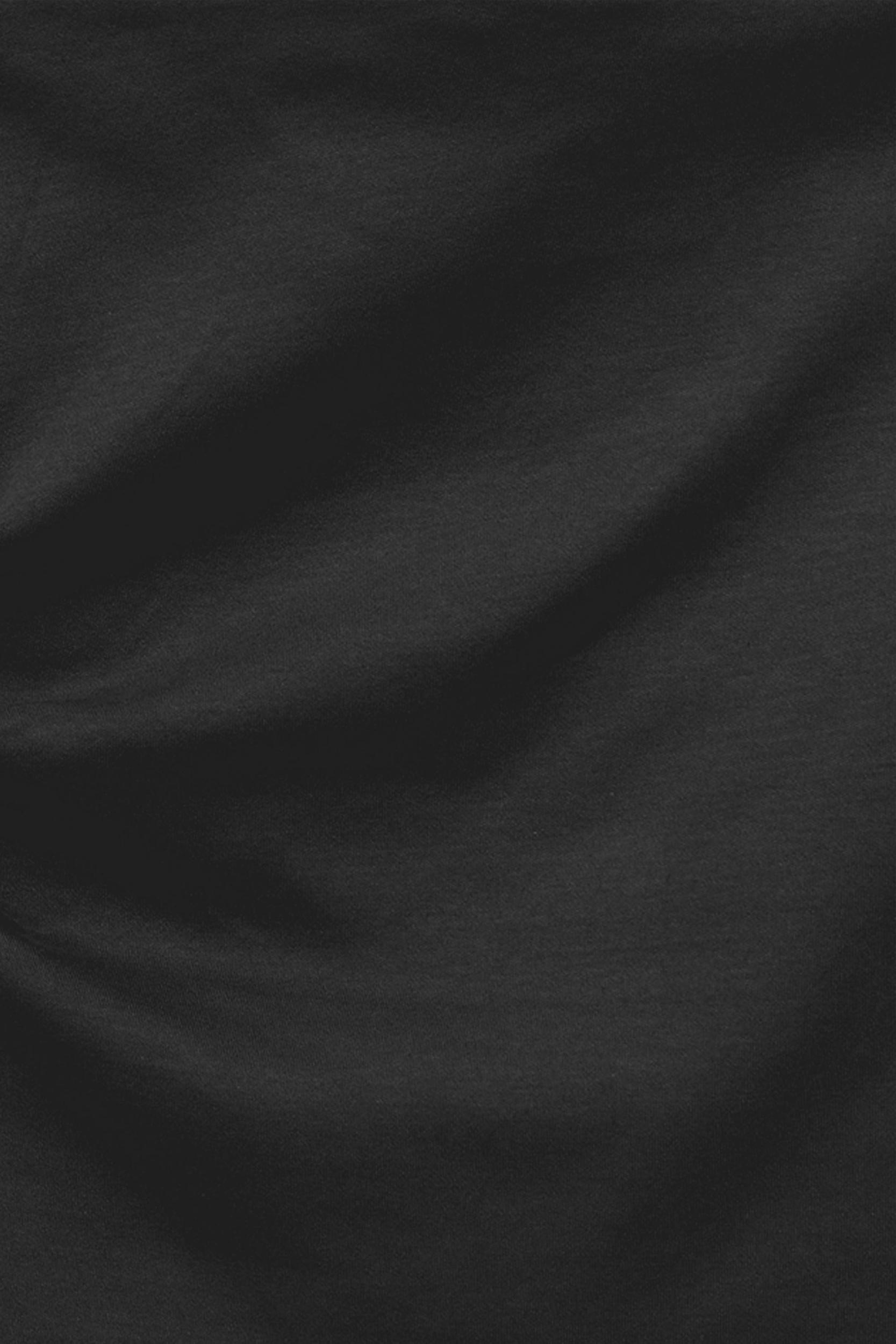 Strapless top with vent Product Image