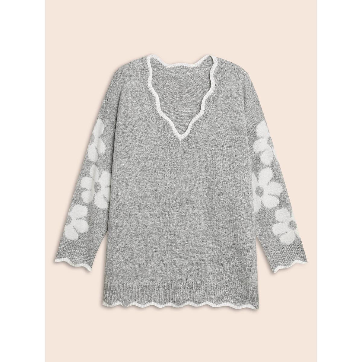 Plus Size Floral Scalloped Trim Split Hem Pullover Mediumgray Women Casual Loose Long Sleeve V-neck Everyday Pullovers BloomChic 18-20/2X Product Image