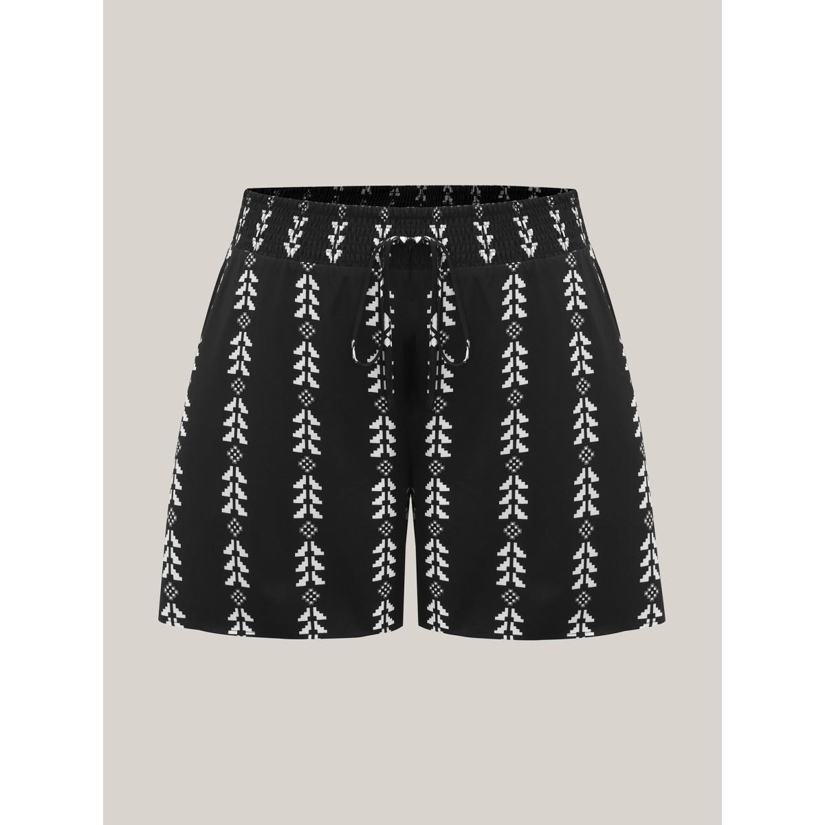 Plus Size Geometric Print Wide-Leg Shorts Women Black Resort Drawstring Wide Leg Vacation Shorts BloomChic 26/4X Product Image