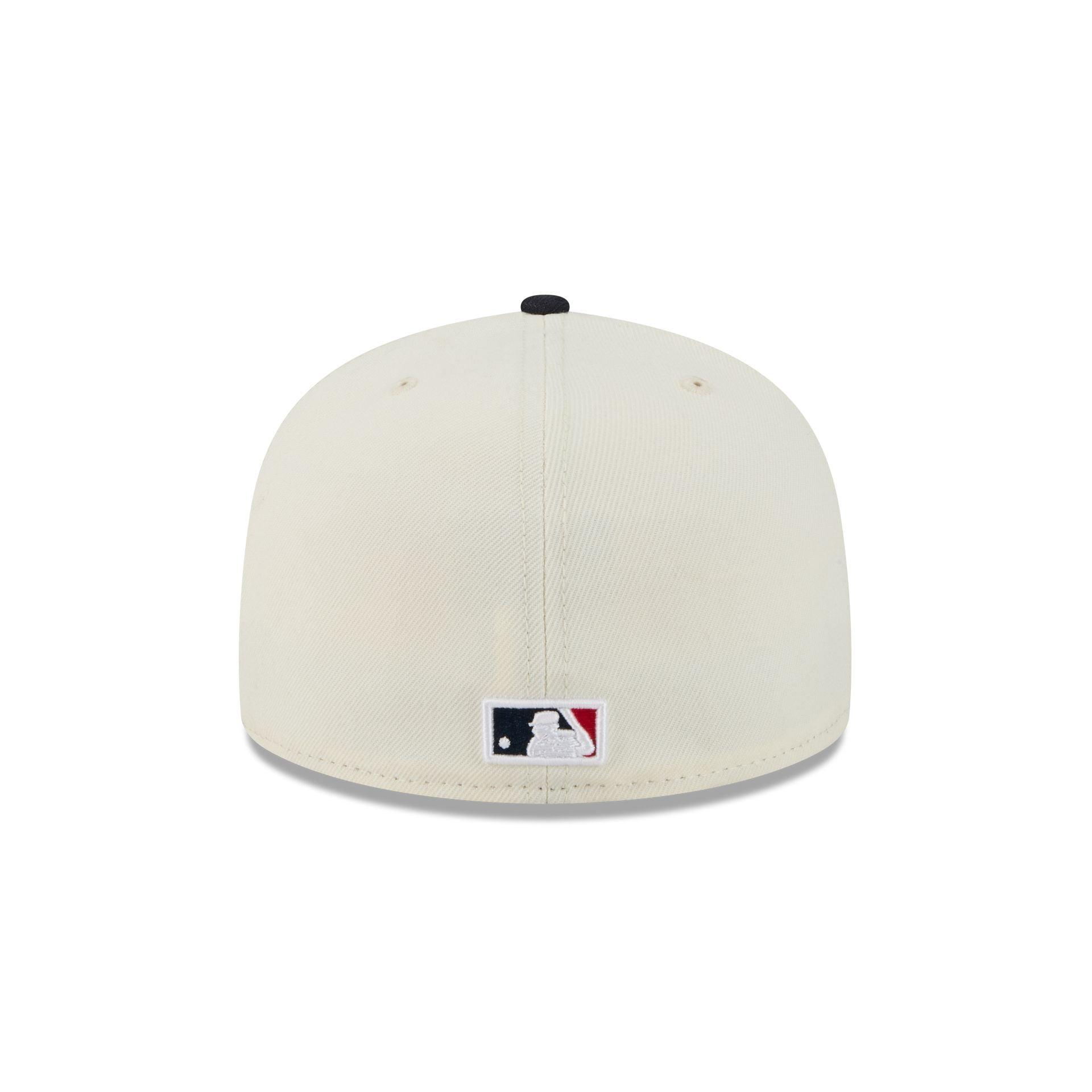 Club América Retro Logo Golfer Hat Male Product Image