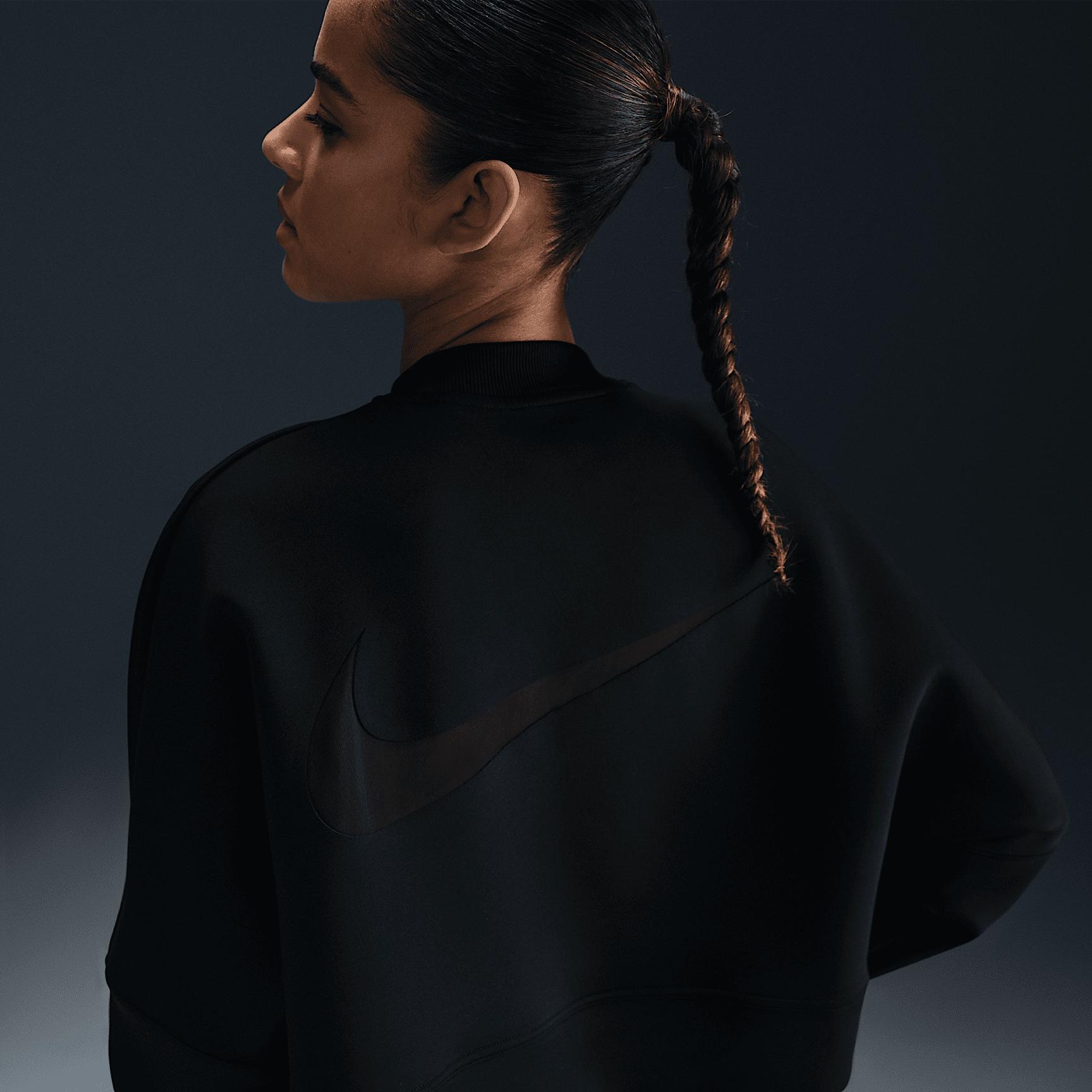 Nike Women's Prima Dri-FIT Oversized Crew-Neck Cropped Top Product Image