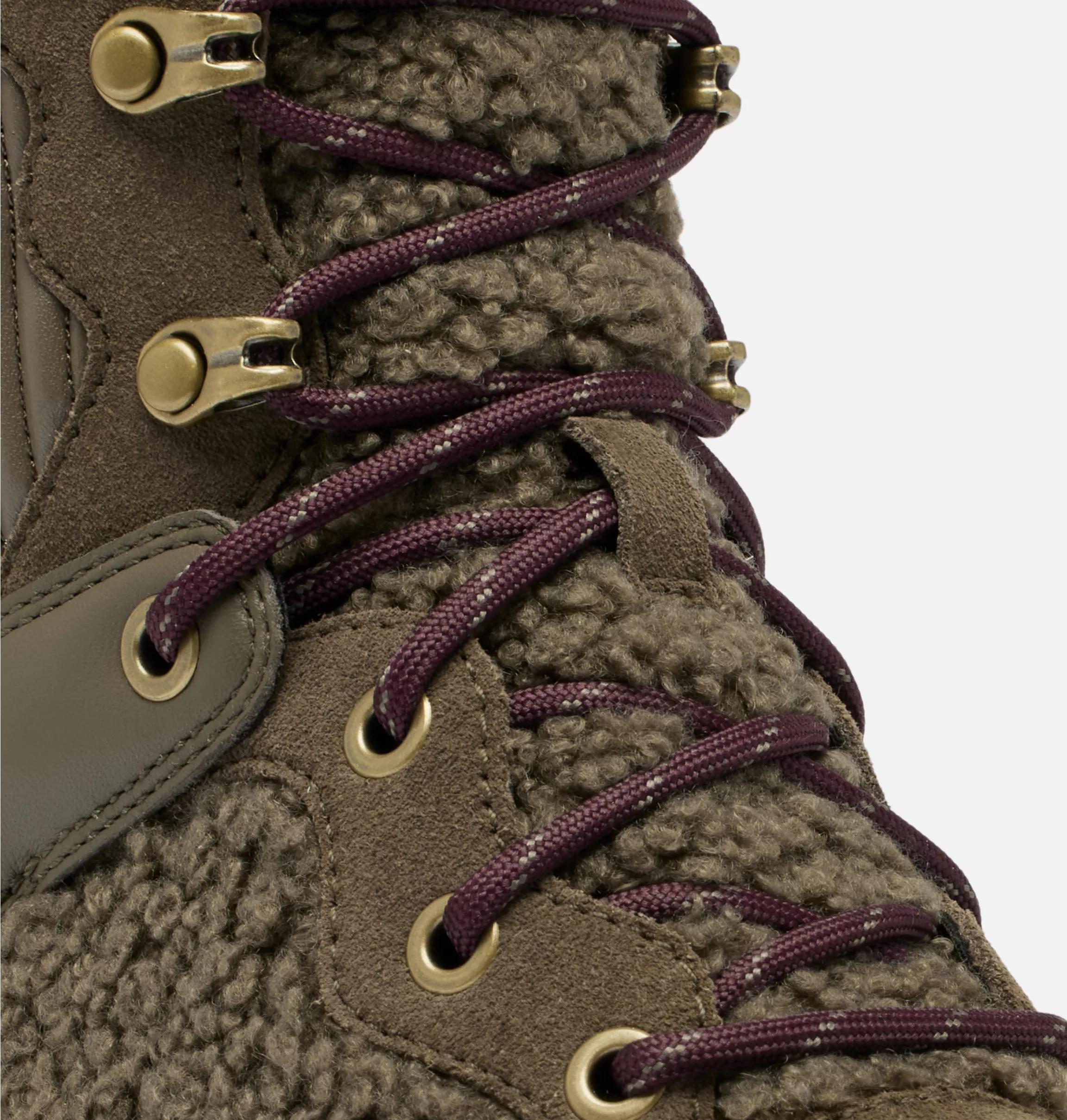 BREX™ Cozy Lace Women's Boot Product Image